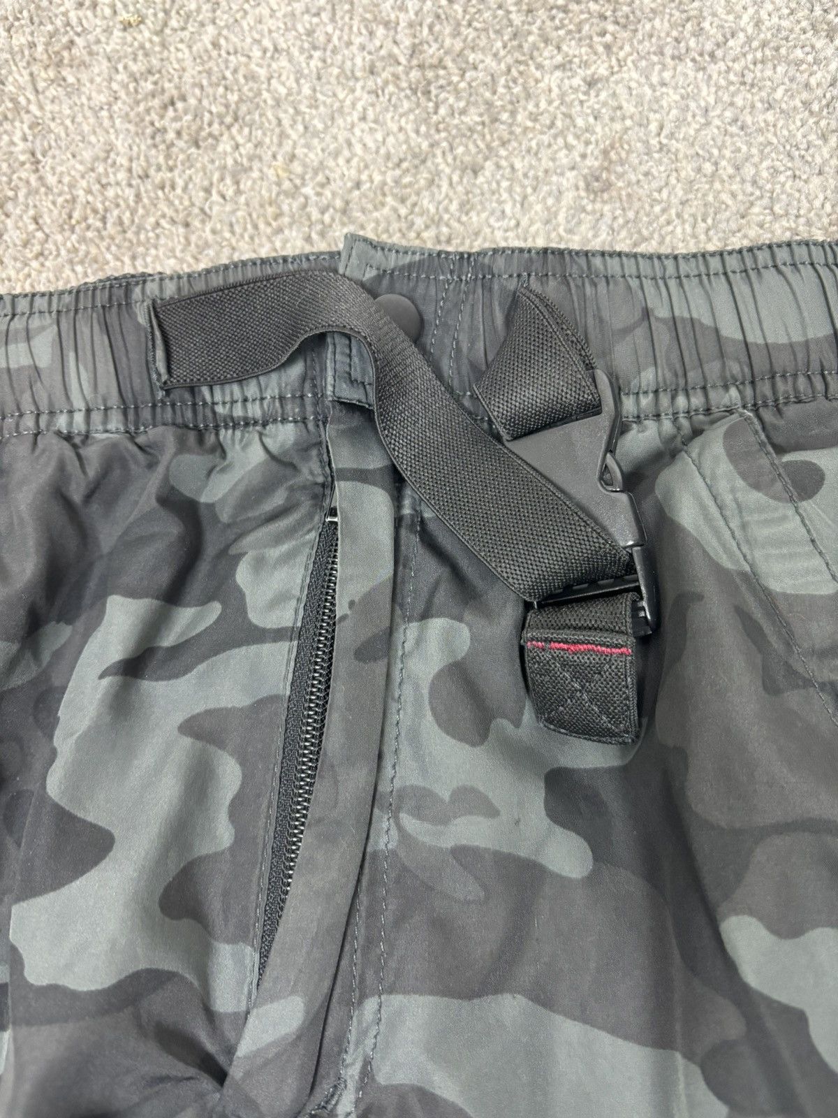 Other Emergency exit gray camo lined cargo pants Size US 30 / EU 46 - 8 Thumbnail