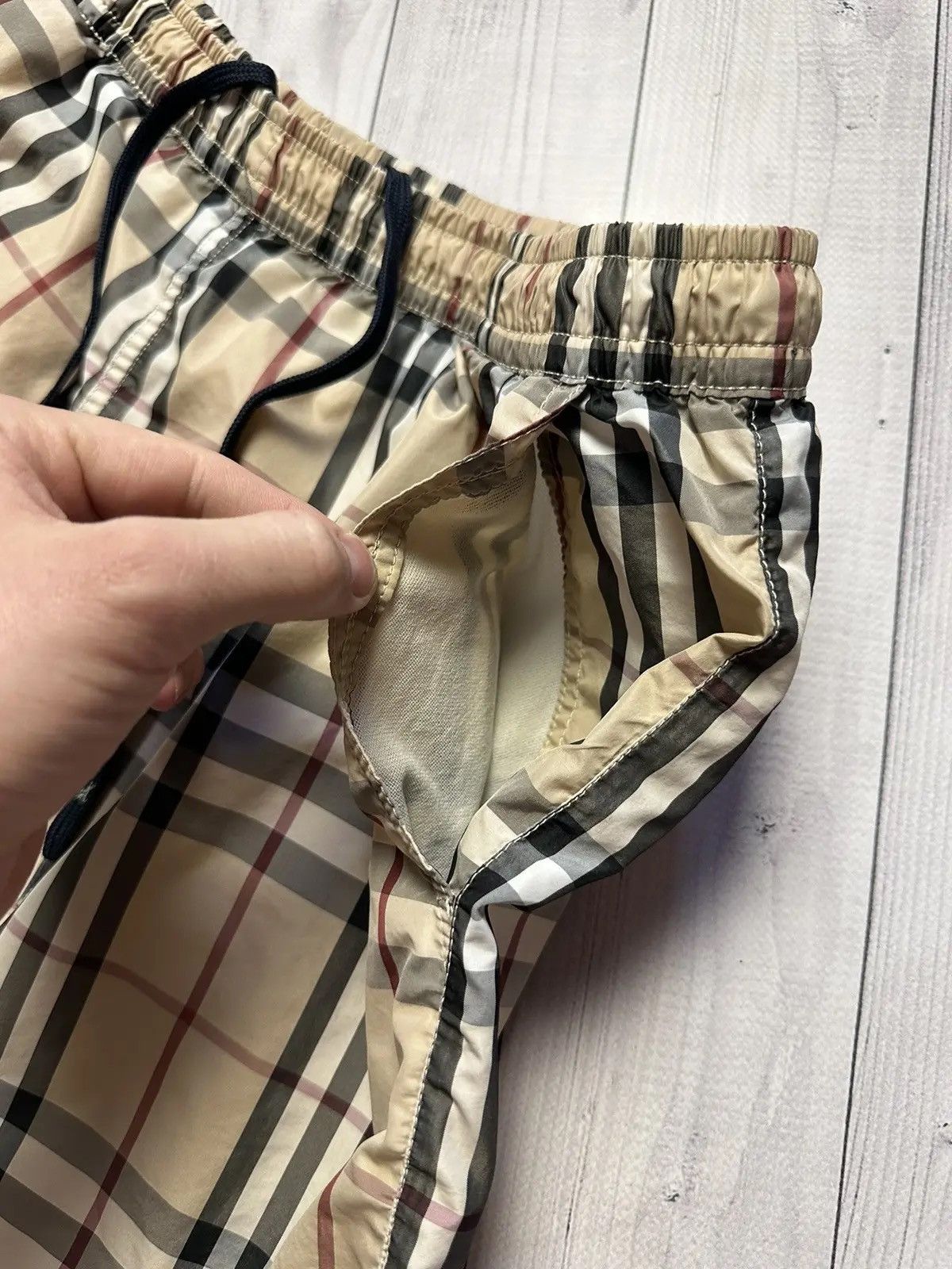 Burberry Vintage Burberry premium plaid shorts size M plaid rare Size US 32 / EU 48 - 5 Thumbnail