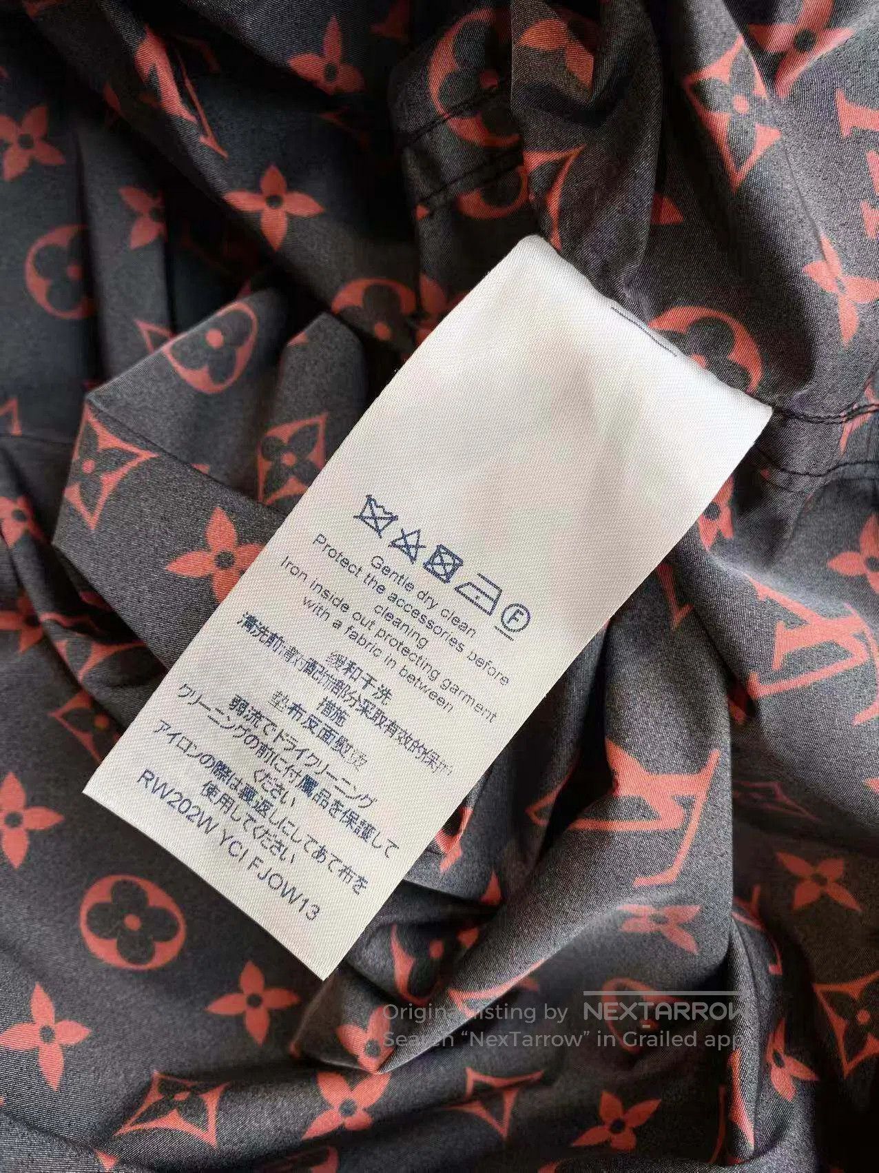 Louis Vuitton Louis Vuitton Full of printed logo jacket| Size XS / US 0-2 / IT 36-38 - 6 Thumbnail