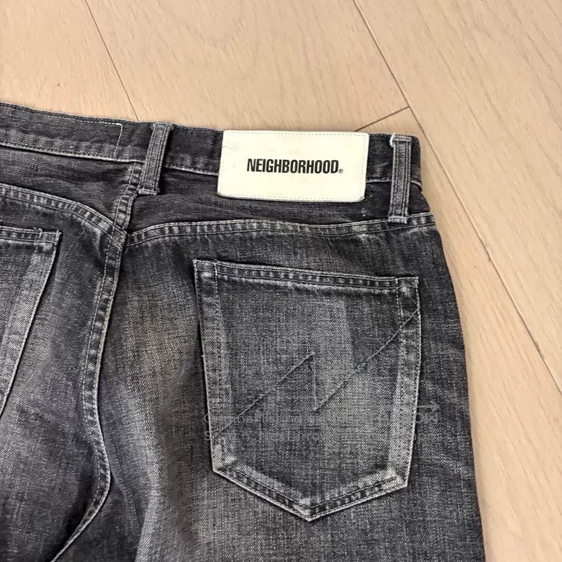 Neighborhood Neighborhood size M Black Washed Denim Jeans Size US 27 - 3 Thumbnail