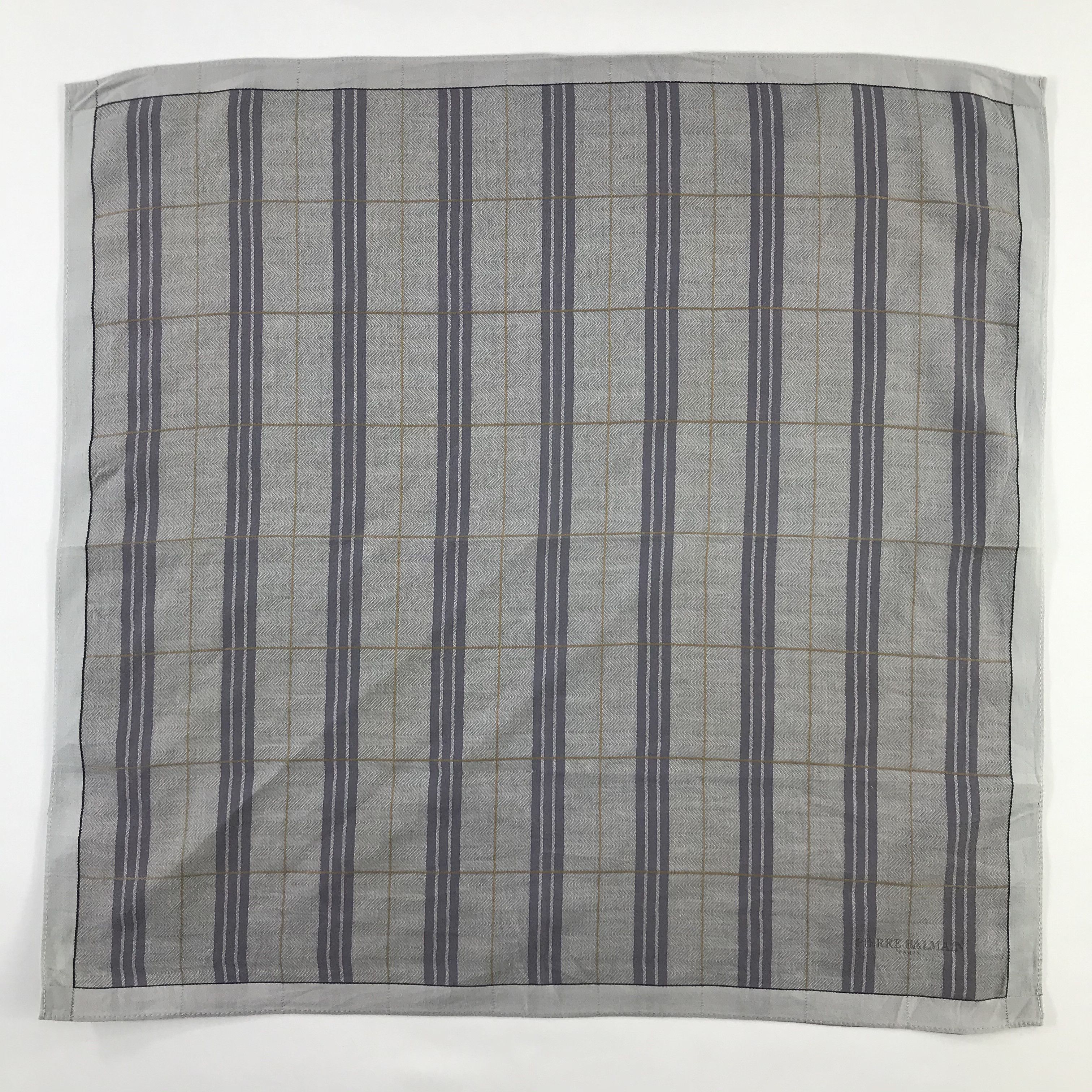 Pierre Balmain × Vintage Pierre Balmain Bandana / Handkerchief / Neckerchief - S923 Size ONE SIZE - 1 Thumbnail
