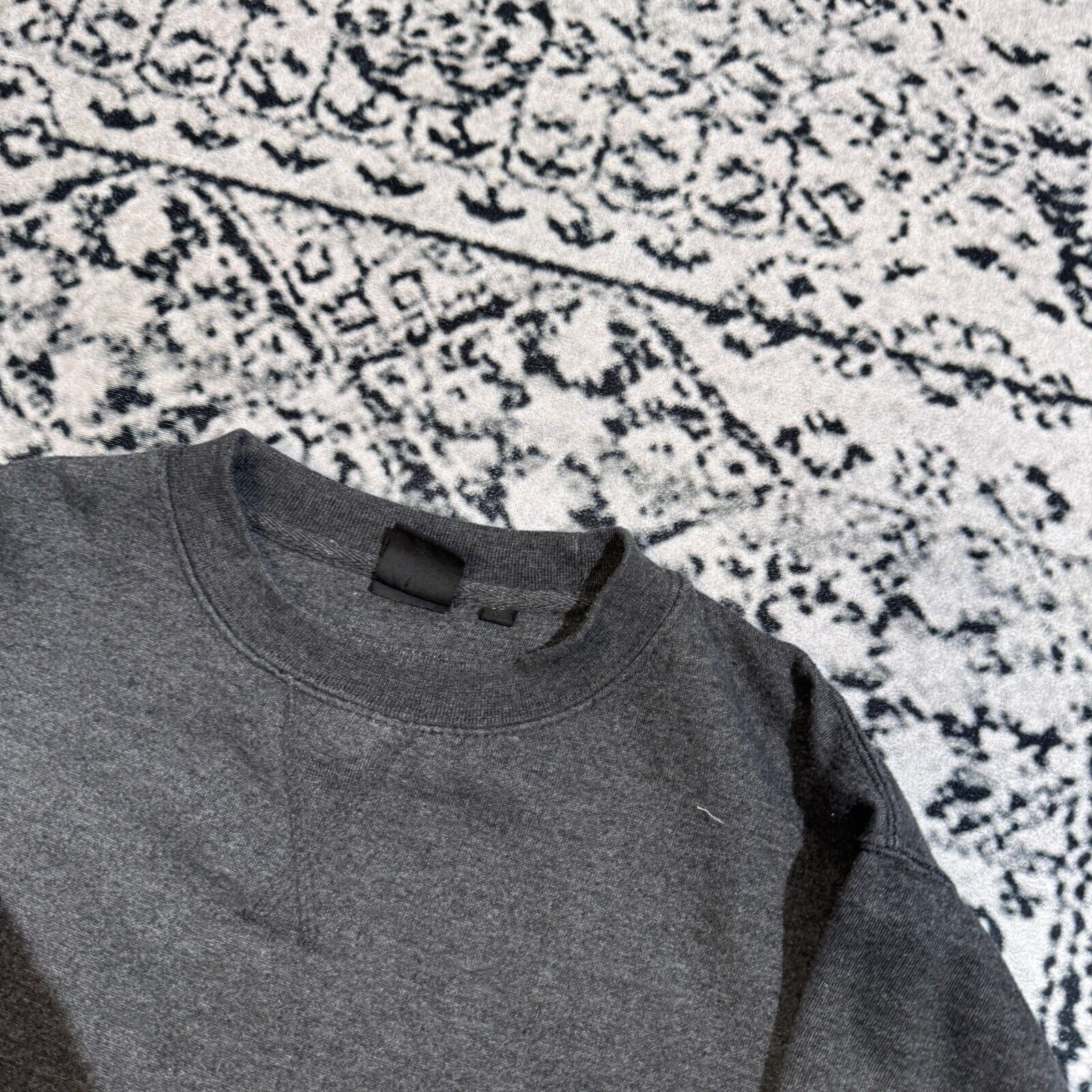 Vintage Vintage Unisex Gray Cotton Crewneck Size M Sunfaded Washed Size US M / EU 48-50 / 2 - 4 Thumbnail