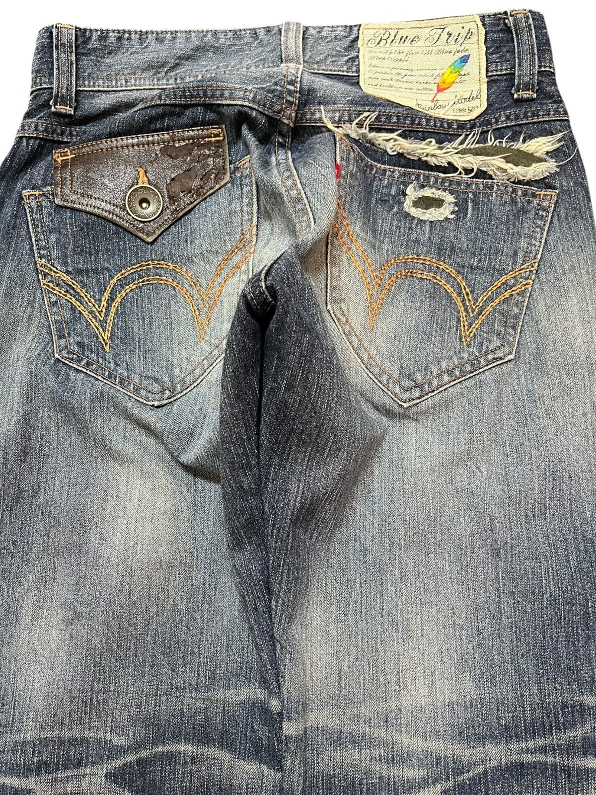 Edwin Vintage Edwin 503 Bluetrip Rainbow Model Whiskering Denim Size US 29 - 6 Thumbnail