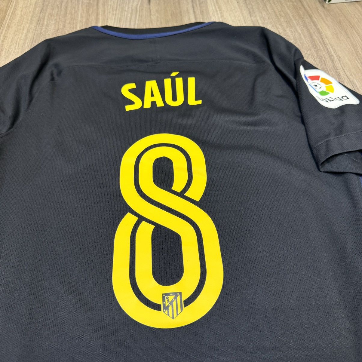 Nike Atletico Madrid 16/17 match issue away shirt #8 Saul Size US L / EU 52-54 / 3 - 4 Thumbnail