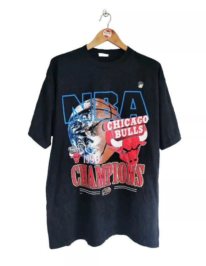 NBA × Vintage Vintage Chicago Bulls 1996 NBA Championship t
