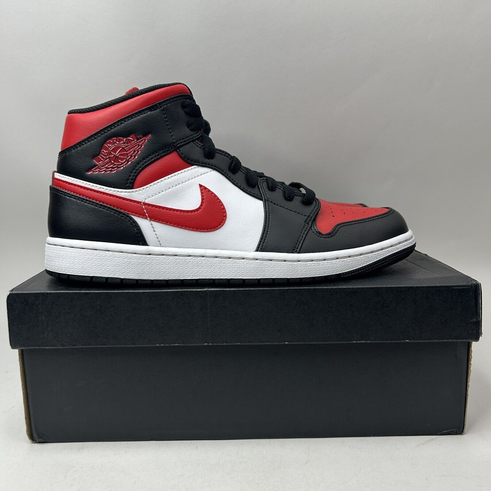 Jordan Brand Nike Air Jordan 1 Mid Retro “Chicago/Bred Toe” 2023 Size US 11 / EU 44 - 5 Thumbnail