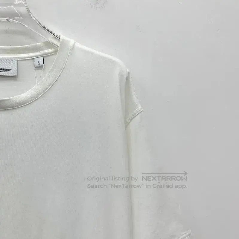 Burberry Burberry Women's Cotton Logo T-Shirt in White. Size L / US 10 / IT 46 - 2 Thumbnail