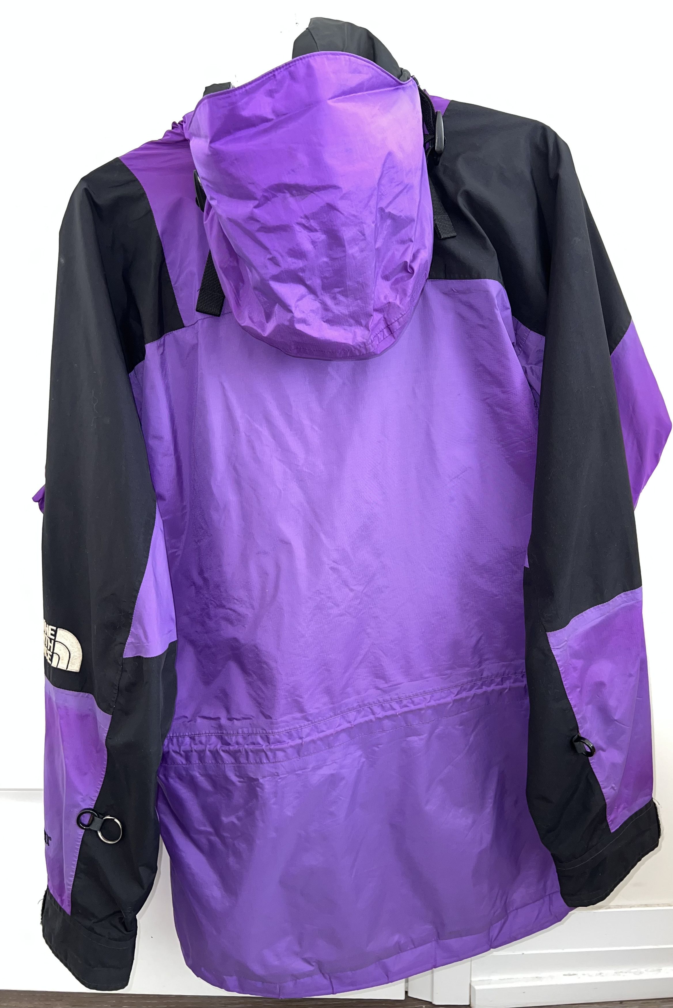 The North Face Vintage 90s North Face Mountain Light Parka Gore-tex Jacket Size US S / EU 44-46 / 1 - 2 Thumbnail