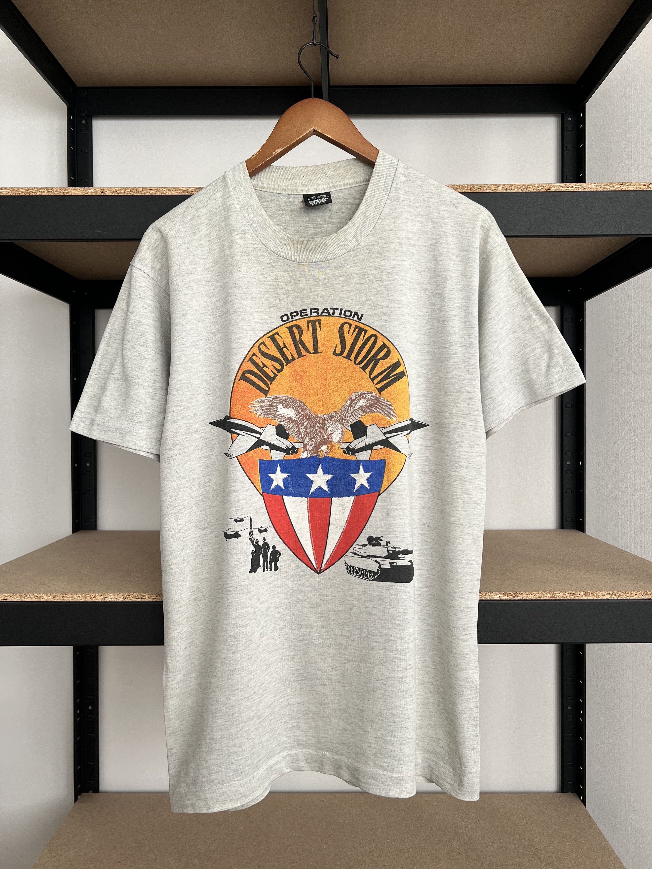 Vintage Vintage 90s Operation Desert Storm Gulf War US Army T 