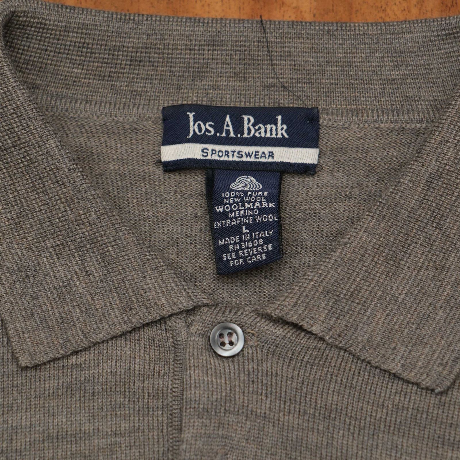 Jos. A. Bank Jos. A Bank Large Made in Italy 100% Merino Collared Sweater Size US L / EU 52-54 / 3 - 4 Thumbnail