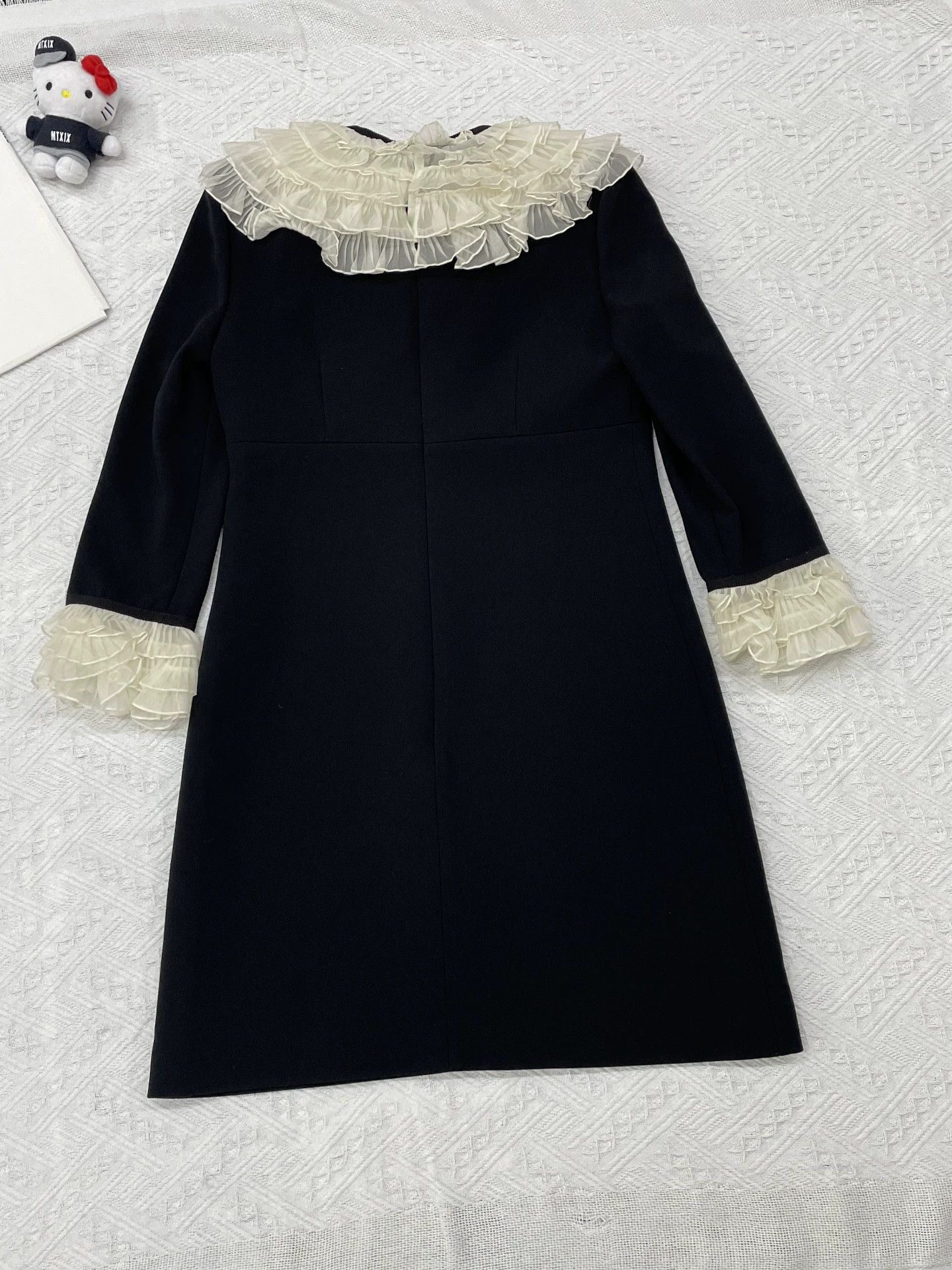 Miu Miu MiuMiu Black & White Lace Collar Dress Size XS / US 0-2 / IT 36-38 - 3 Thumbnail