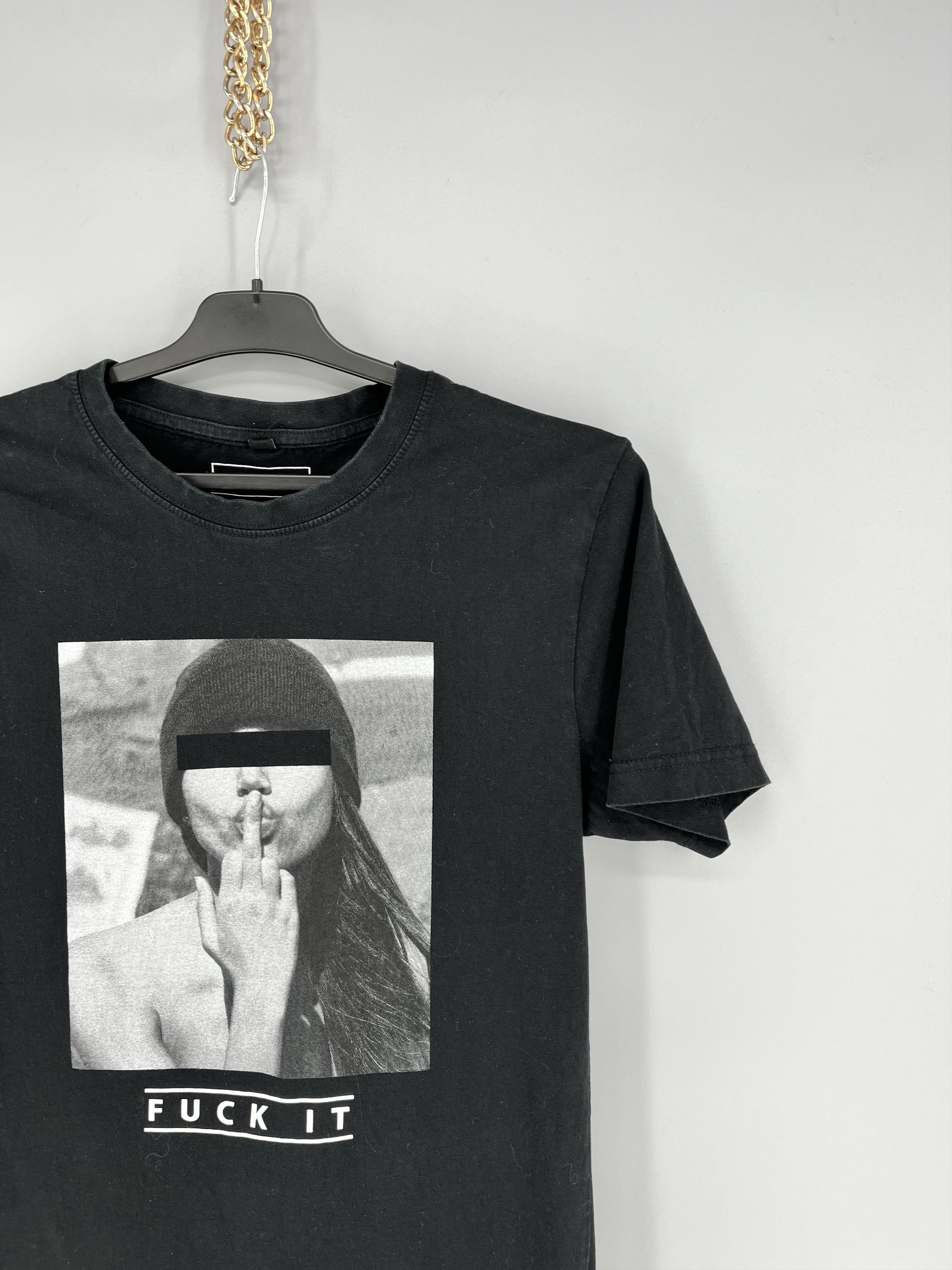 Other Vintage Playboy Y2K ADULT “Sexy Girl Fuck It “ Graphic Tee Size US S / EU 44-46 / 1 - 5 Thumbnail