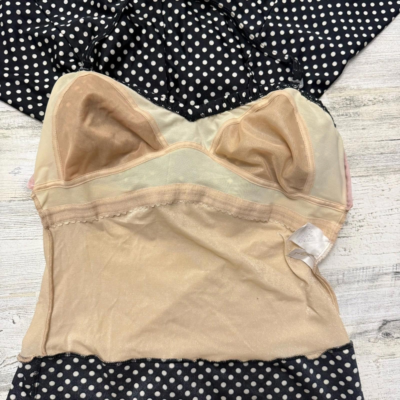 Designer 80s Retro Polka Dot Halter Fit To Flared Bathing Suit Sz 14 Size ONE SIZE - 4 Thumbnail