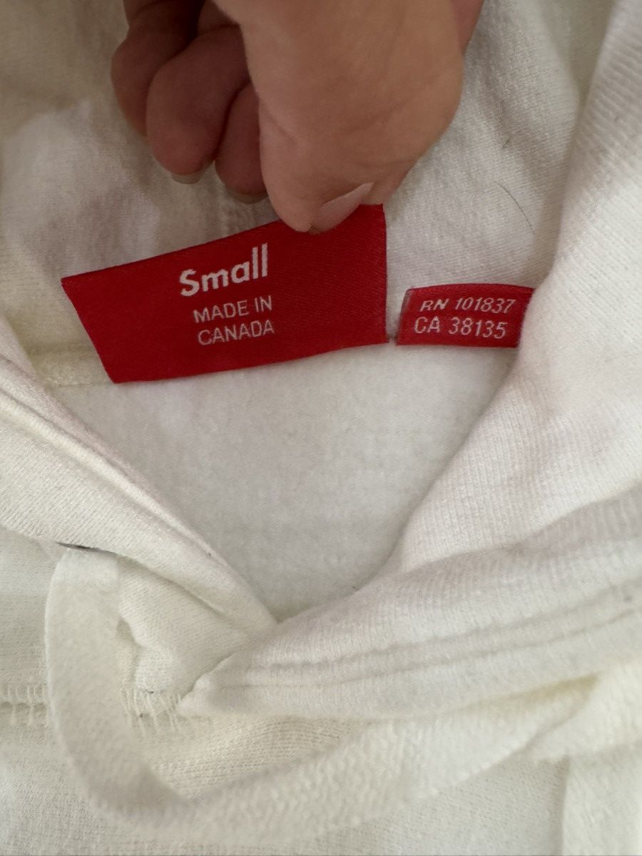 Supreme Supreme Pink on White box logo hoodie sz small FW25 used Size US S / EU 44-46 / 1 - 5 Thumbnail