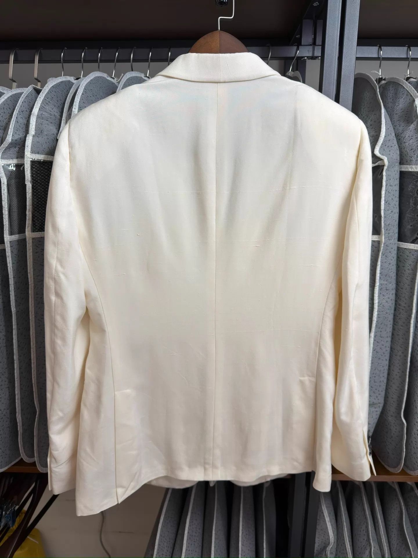Giorgio Armani Giorgio Armani Silk Slim Suit Cream White 50/52/54 N/W Tags Size 50R - 2 Thumbnail