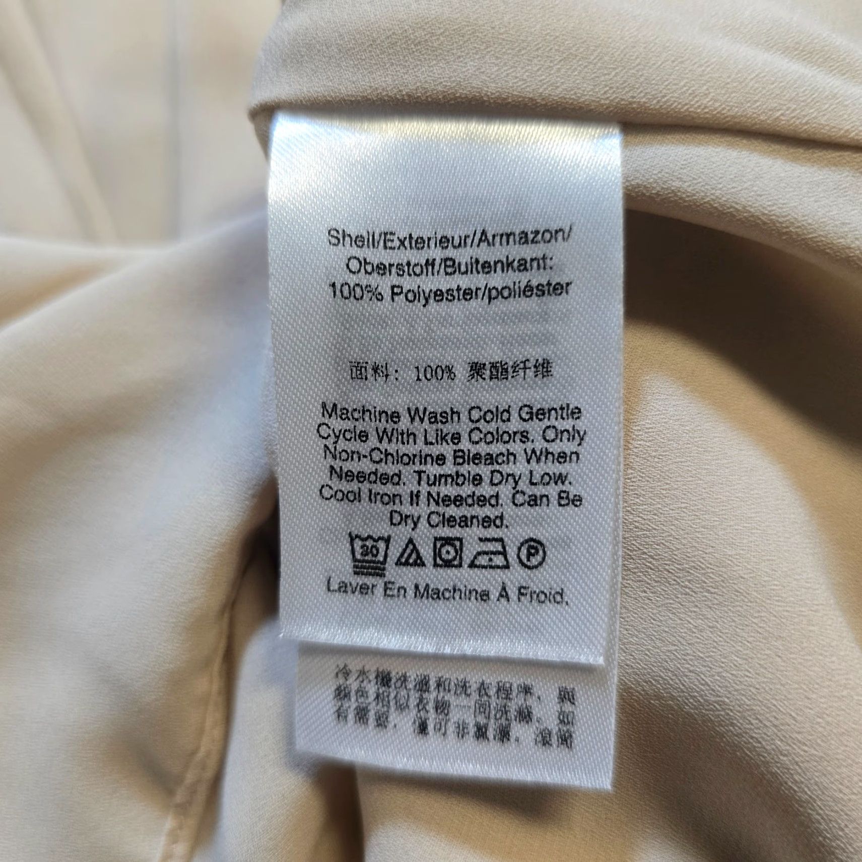 Donna Karan **Beige Tan Donna Karan Women's V Neck Long Sleeve Blouse** User: Beige Tan Donna Karan Women's V Neck Long Sleeve Top ** Size L / US 10 / IT 46 - 7 Thumbnail