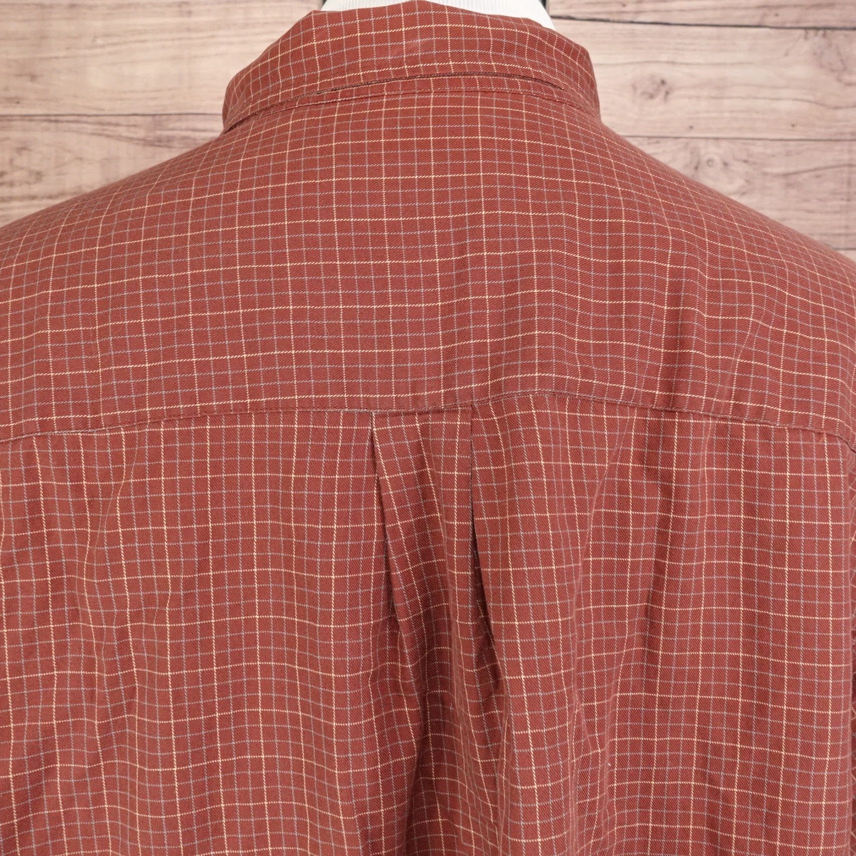Roundtree & Yorke Roundtree & Yorke Men's XL Button-Up Check Shirt Casual Business Formal Spring Summer Fall Winter Size US XL / EU 56 / 4 - 5 Thumbnail