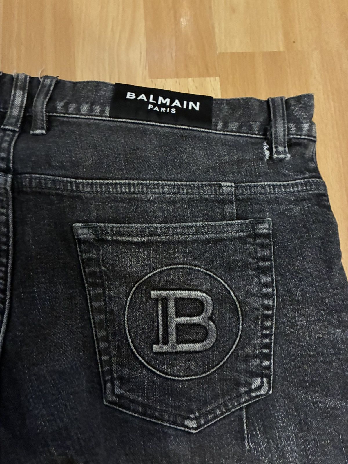 Balmain *Final Drop* Vintage Balmain Stonewash Biker Jeans Size US 36 / EU 52 - 12 Thumbnail
