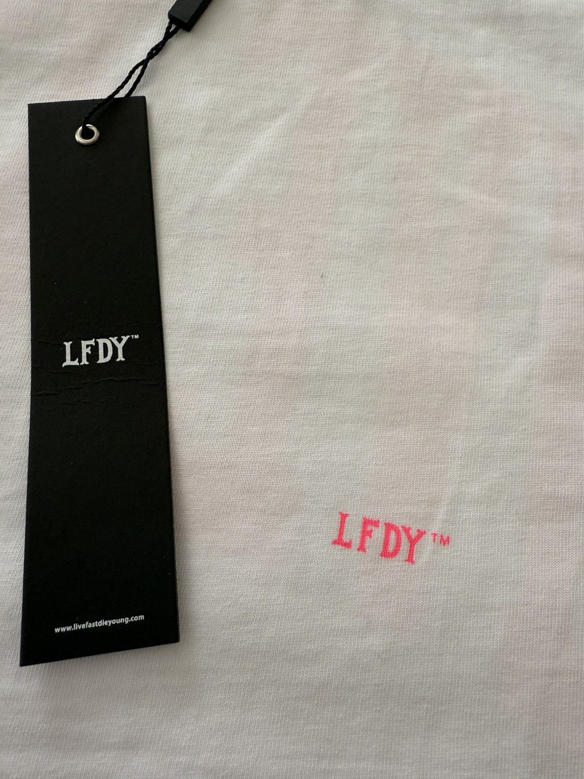 LFDY LFDY LiveFast No Rich Parents Pink Tshirt Tee Size US L / EU 52-54 / 3 - 7 Thumbnail