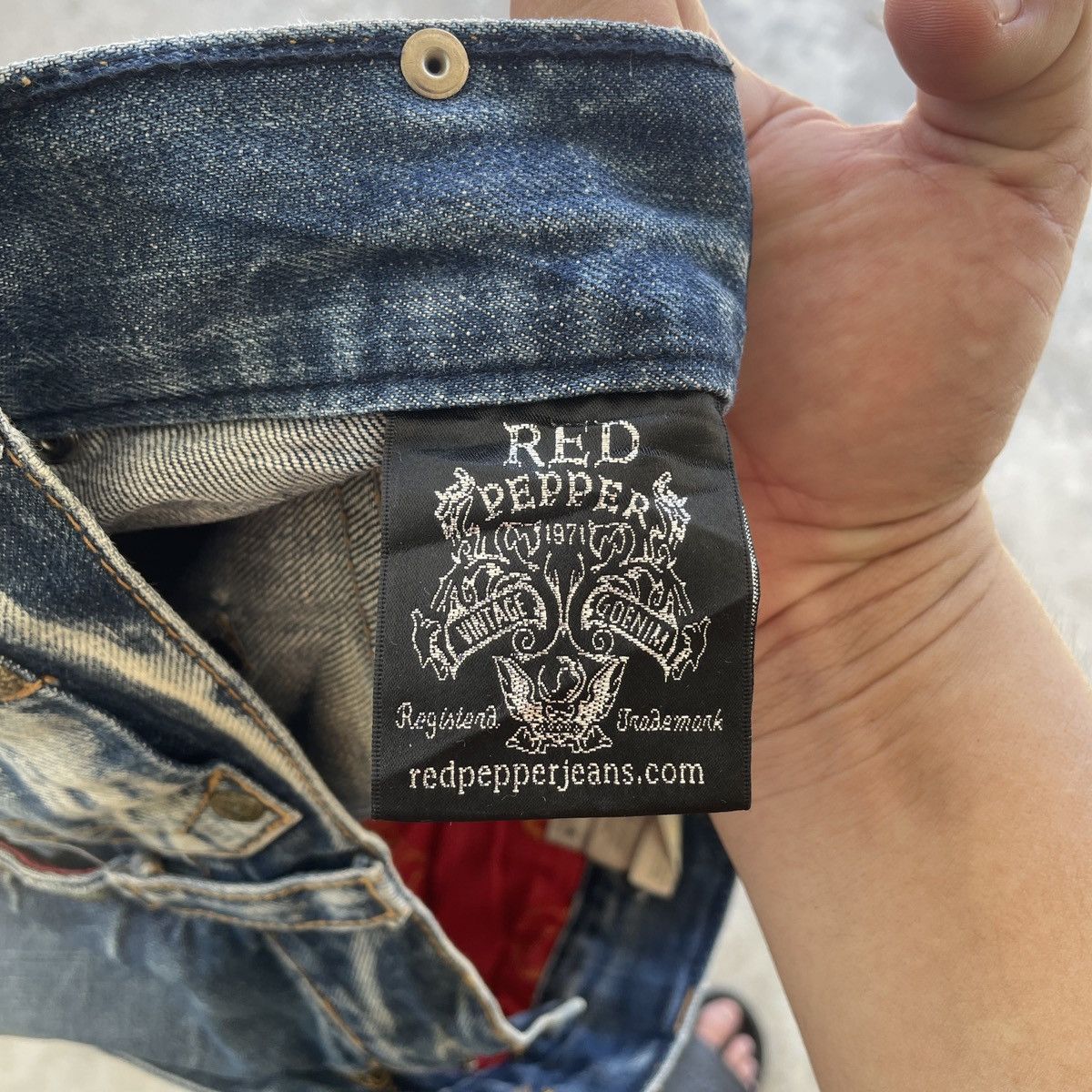 If Six Was Nine Vintage Japan Jeans Skulls Distressed Faded Denim Pants W32 Size US 32 / EU 48 - 12 Thumbnail