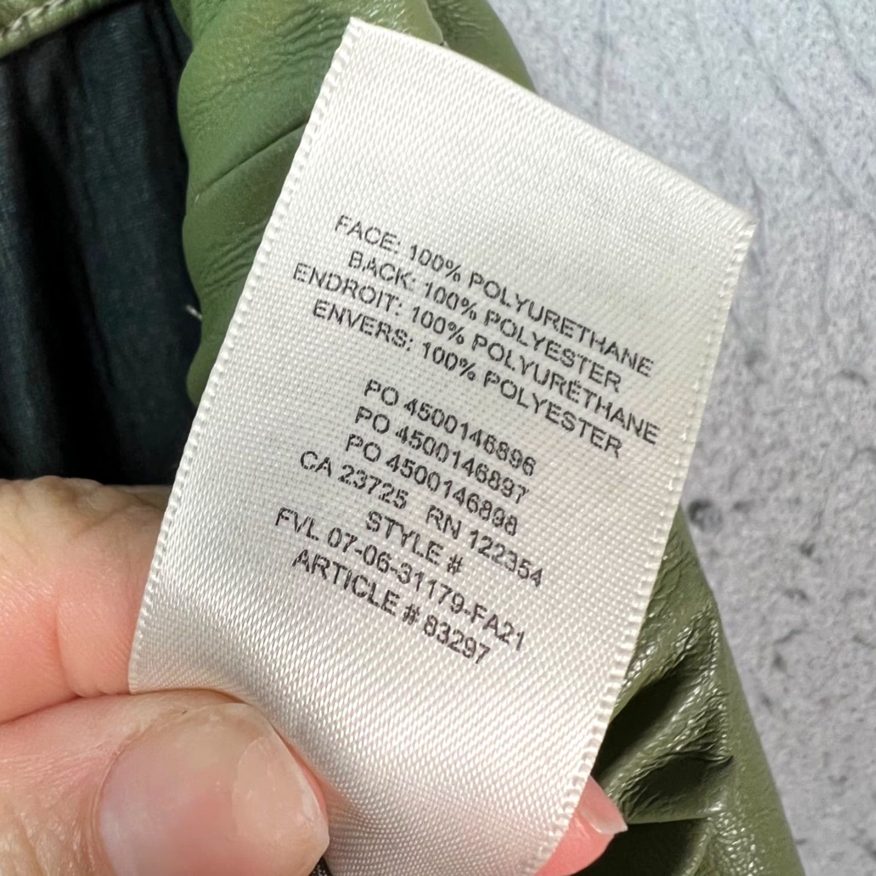 Vintage Wilfred Cargo Joggers Womens Medium Green Faux Leather Polyester Polyurethane Tapered 28in Inseam High Rise Slim Casual Pants Mens Womens Girls Size 32" / US 10 / IT 46 - 4 Thumbnail