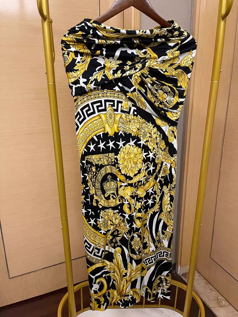 Versace Versace Printed slit skirt Size 26" / US 2 / IT 38 - 4 Thumbnail