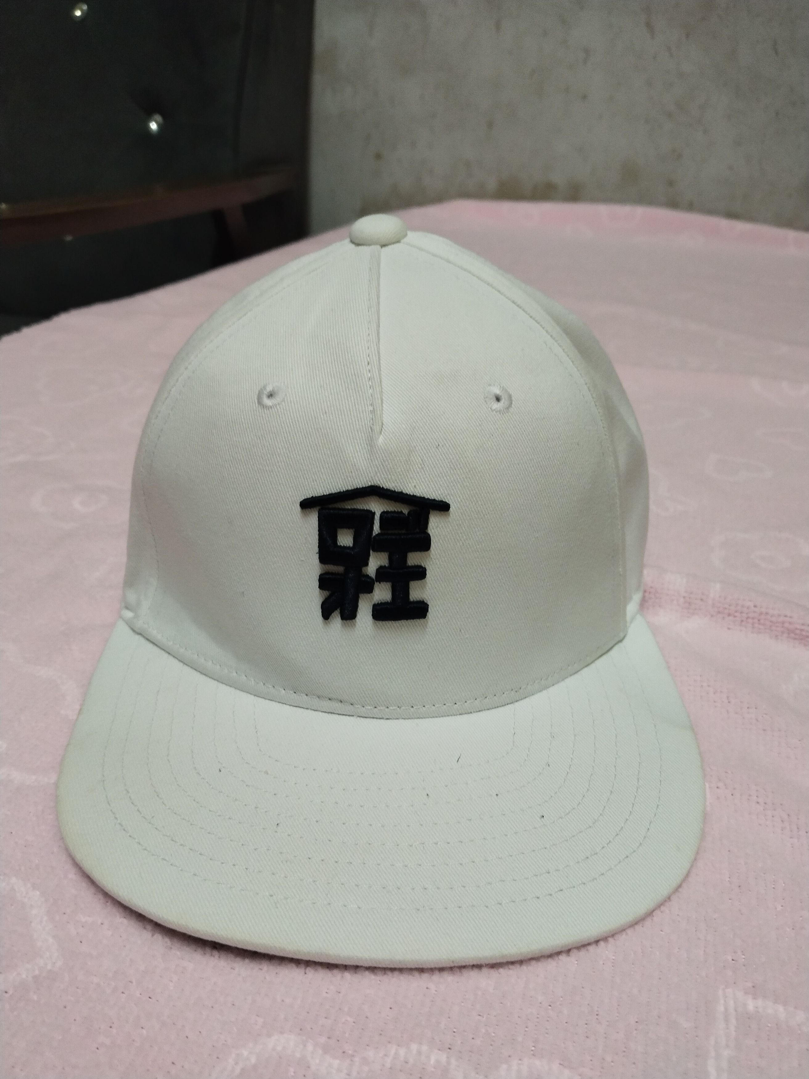 Japanese Brand RODEO CROWN WITH CHINESE EMBROIDERY LOGO Size ONE SIZE - 1 Thumbnail