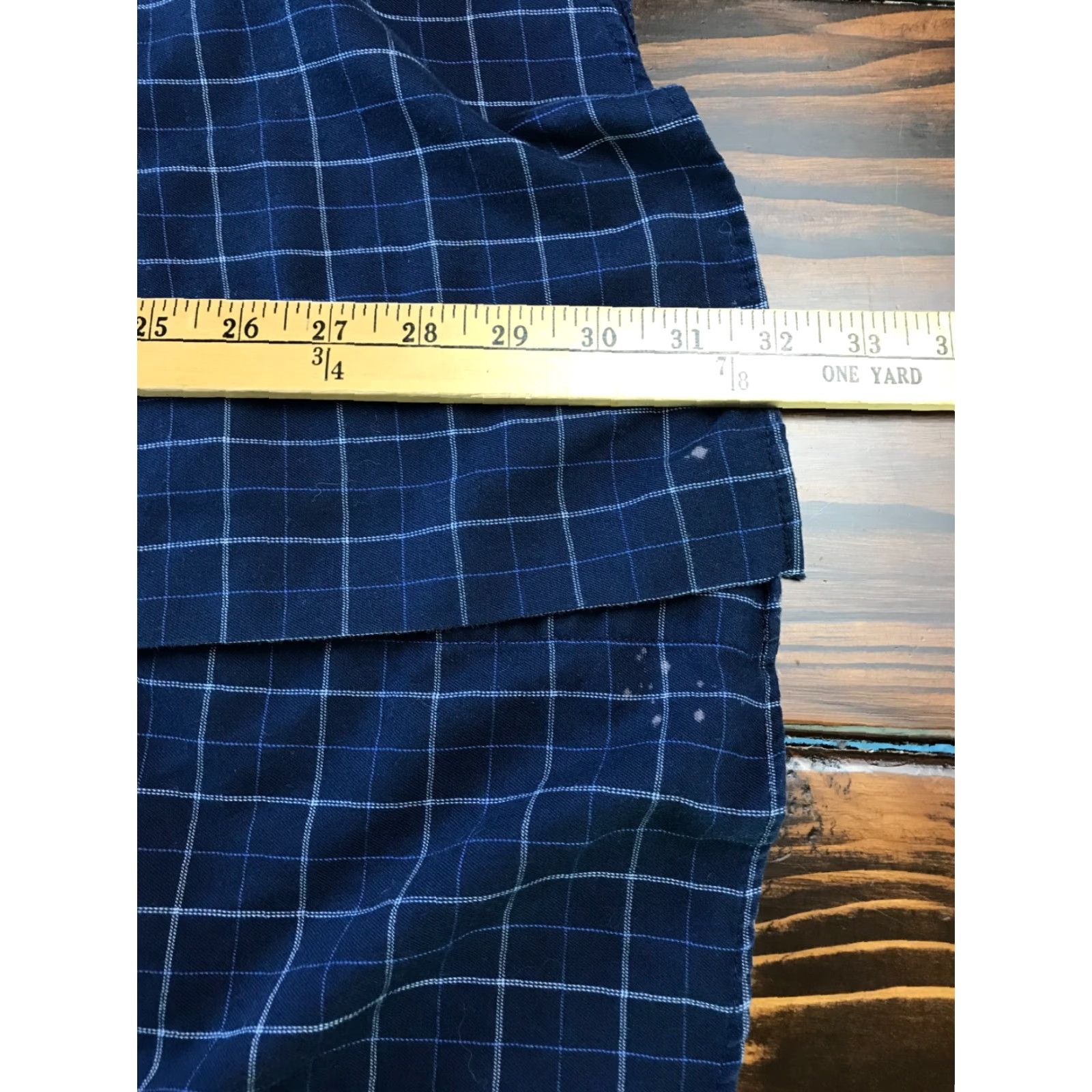 Van Heusen VINTAGE Van Heusen Shirt Mens XL Navy Blue White Check Button Up Long Slv Size US XL / EU 56 / 4 - 5 Thumbnail