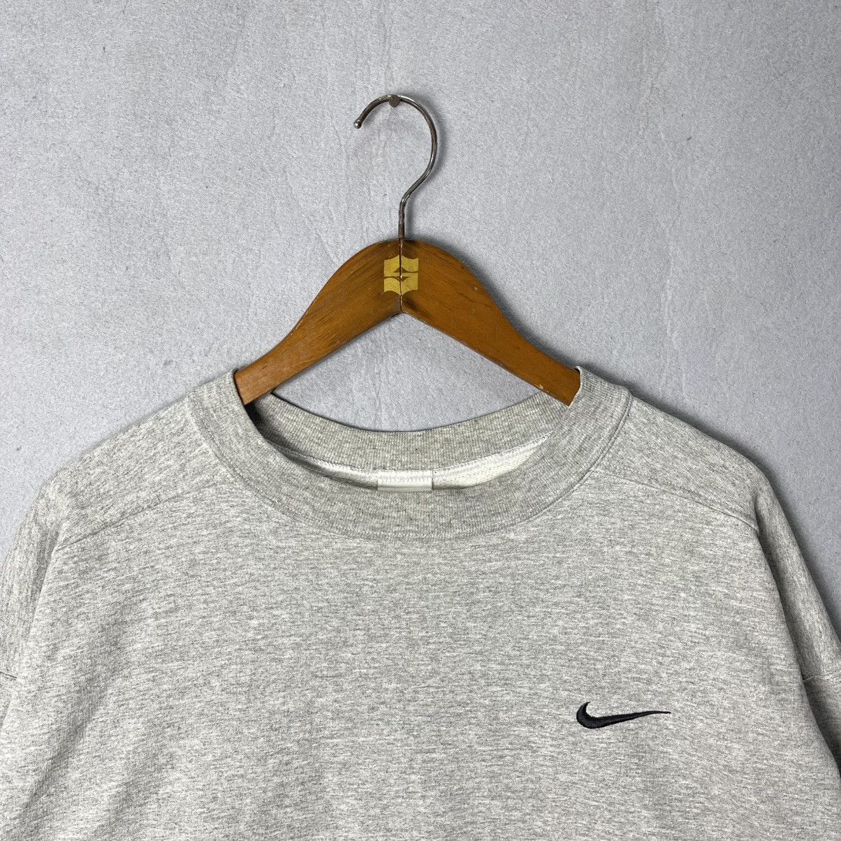 Nike Vintage Nike Mini Swoosh Grey Crewneck Sweatshirt Size US L / EU 52-54 / 3 - 2 Thumbnail