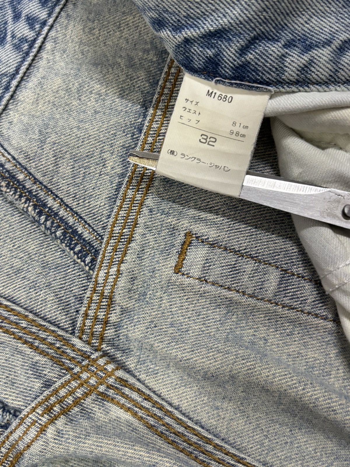 Wrangler Vintage Wrangler Light Blue Wash Baggy Distressed Jeans Size US 32 / EU 48 - 17 Thumbnail