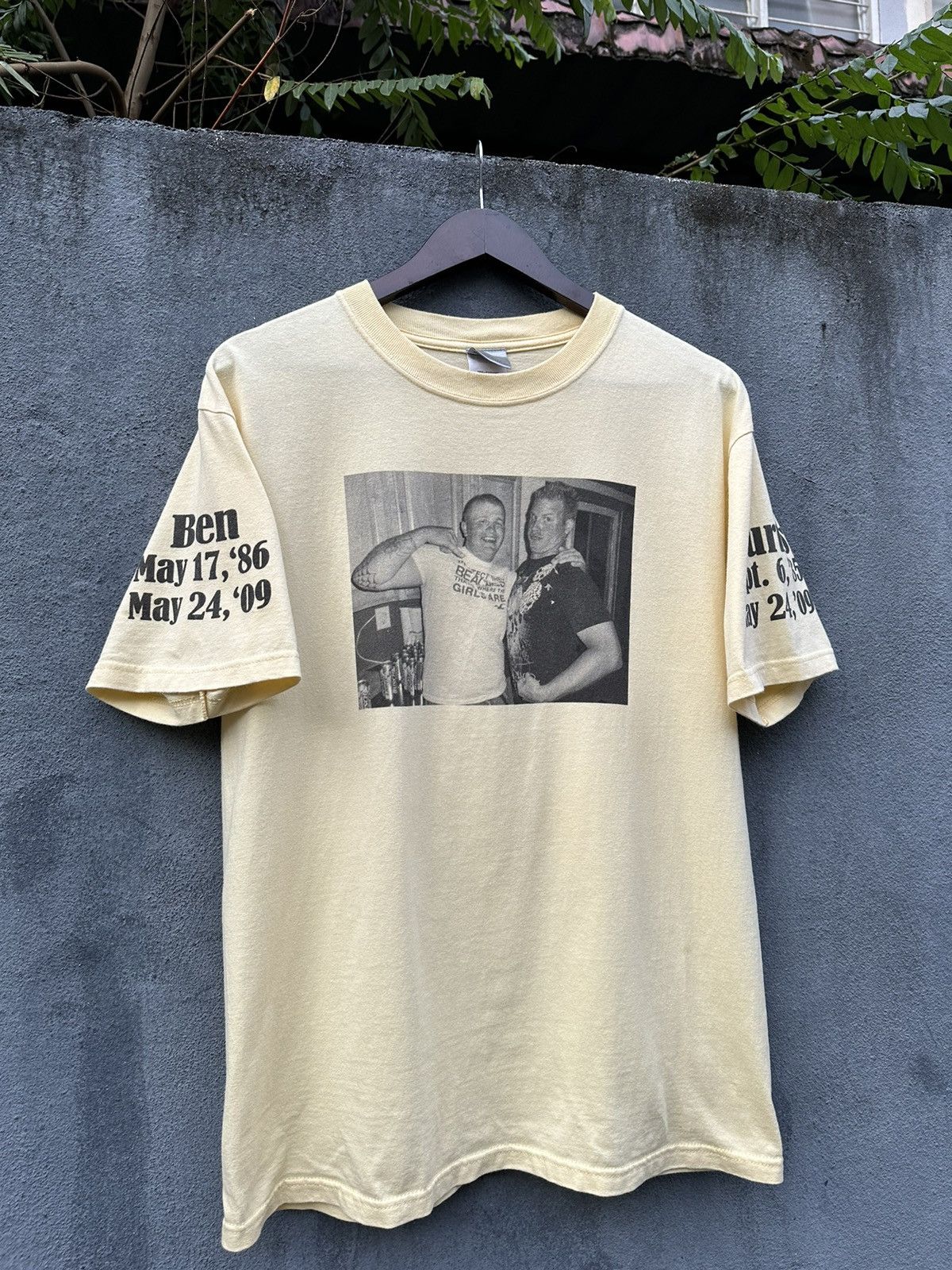 Nike Vtg Nike Photo Tee Ben & Kurtis Best Friend Forever T-Shirt Size US L / EU 52-54 / 3 - 4 Thumbnail