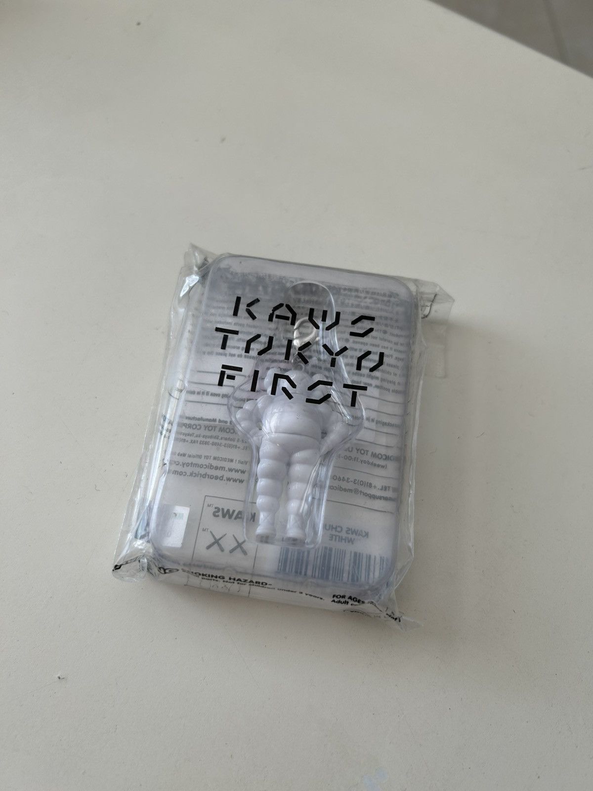 Kaws Kaws White Chum Key Chain Size ONE SIZE - 1 Preview