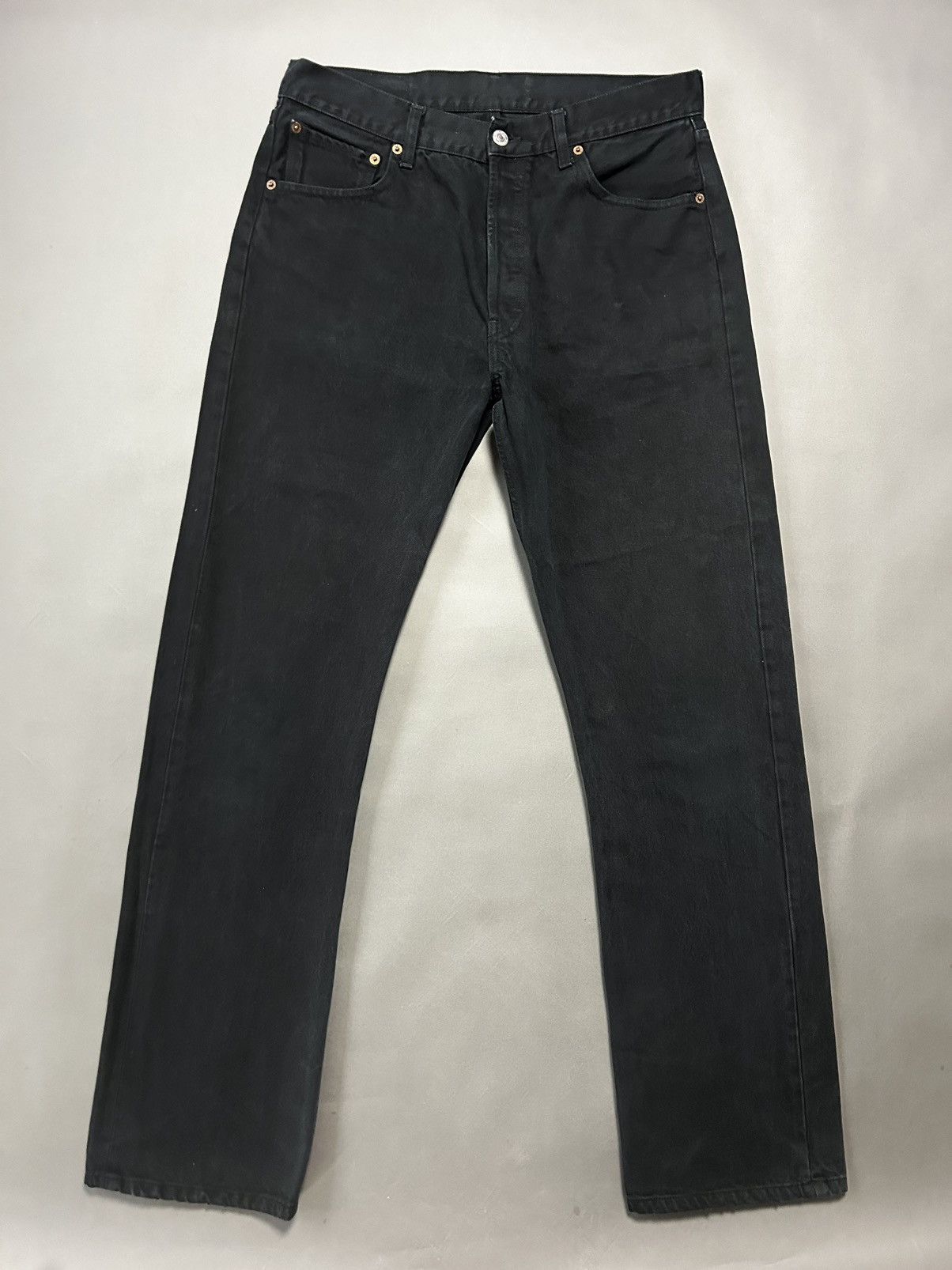 Levi's × Vintage Levi’s 501 jeans black vintage denim Size US 34 / EU 50 - 6 Thumbnail