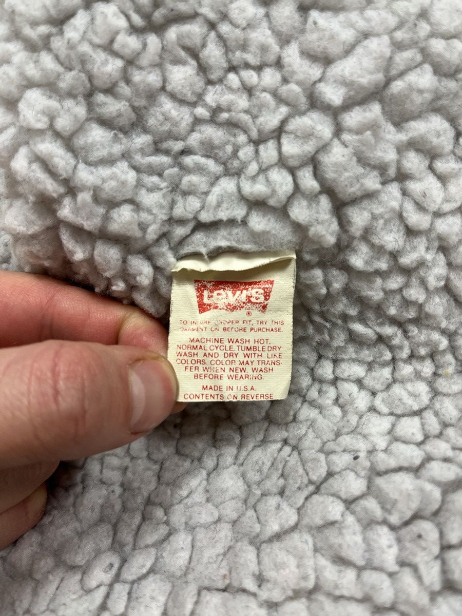 Levi's × Vintage Vintage 90’s Levi's Sherpa Lined Denim Trucker Jacket Rare Size US XL / EU 56 / 4 - 17 Thumbnail