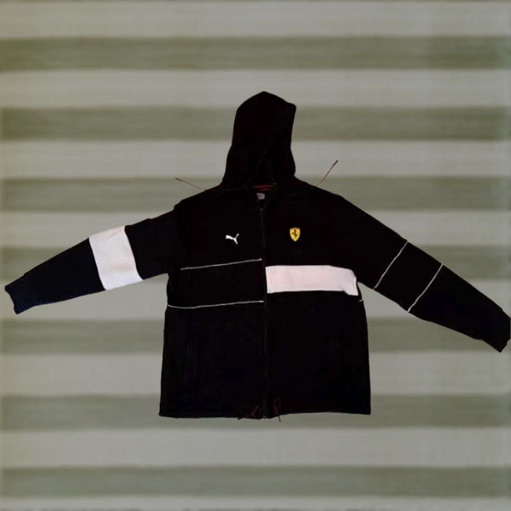 Puma VINTAGE PUMA Ferrari Sweatshirt Hoodie Woman Zip Up Black M Long Sleeve Regular Fit Size M / US 6-8 / IT 42-44 - 1 Thumbnail