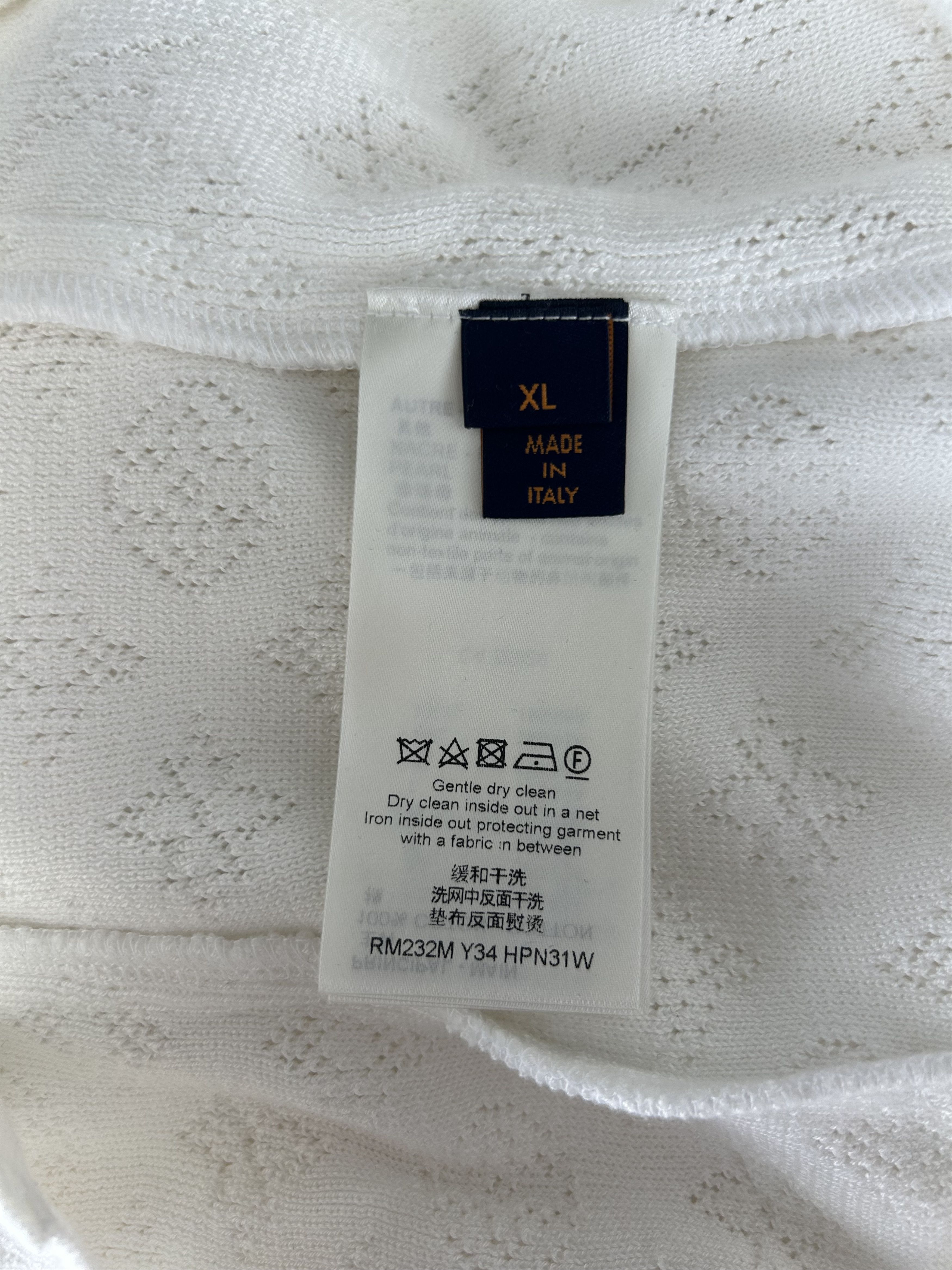 Louis Vuitton Louis Vuitton White Perforated Monogram Knit Shirt Size US XXL / EU 58 / 5 - 4 Thumbnail