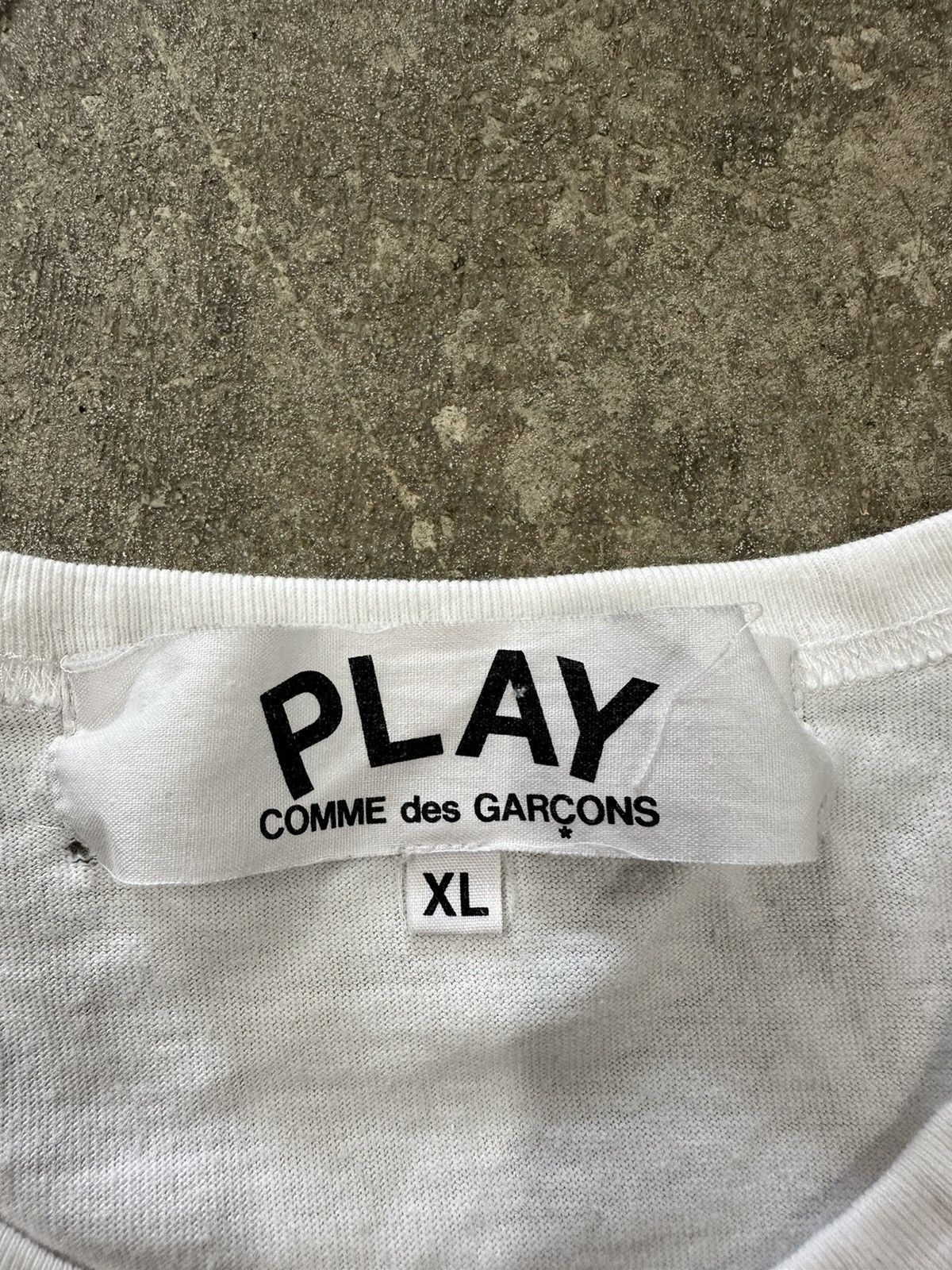 Comme des Garcons Comme Des Garçons Heart Logo T-Shirt Size US L / EU 52-54 / 3 - 12 Thumbnail