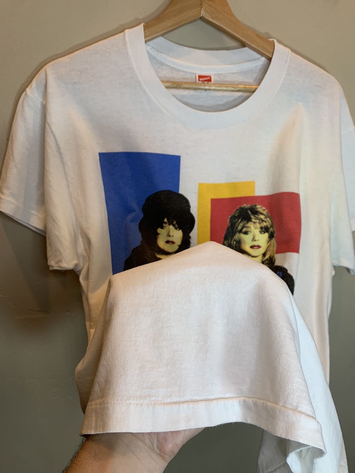 Band Tees *RARE* Vintage 1980 Heart Band Portrait Single Stitch Shirt Size US XL / EU 56 / 4 - 6 Thumbnail