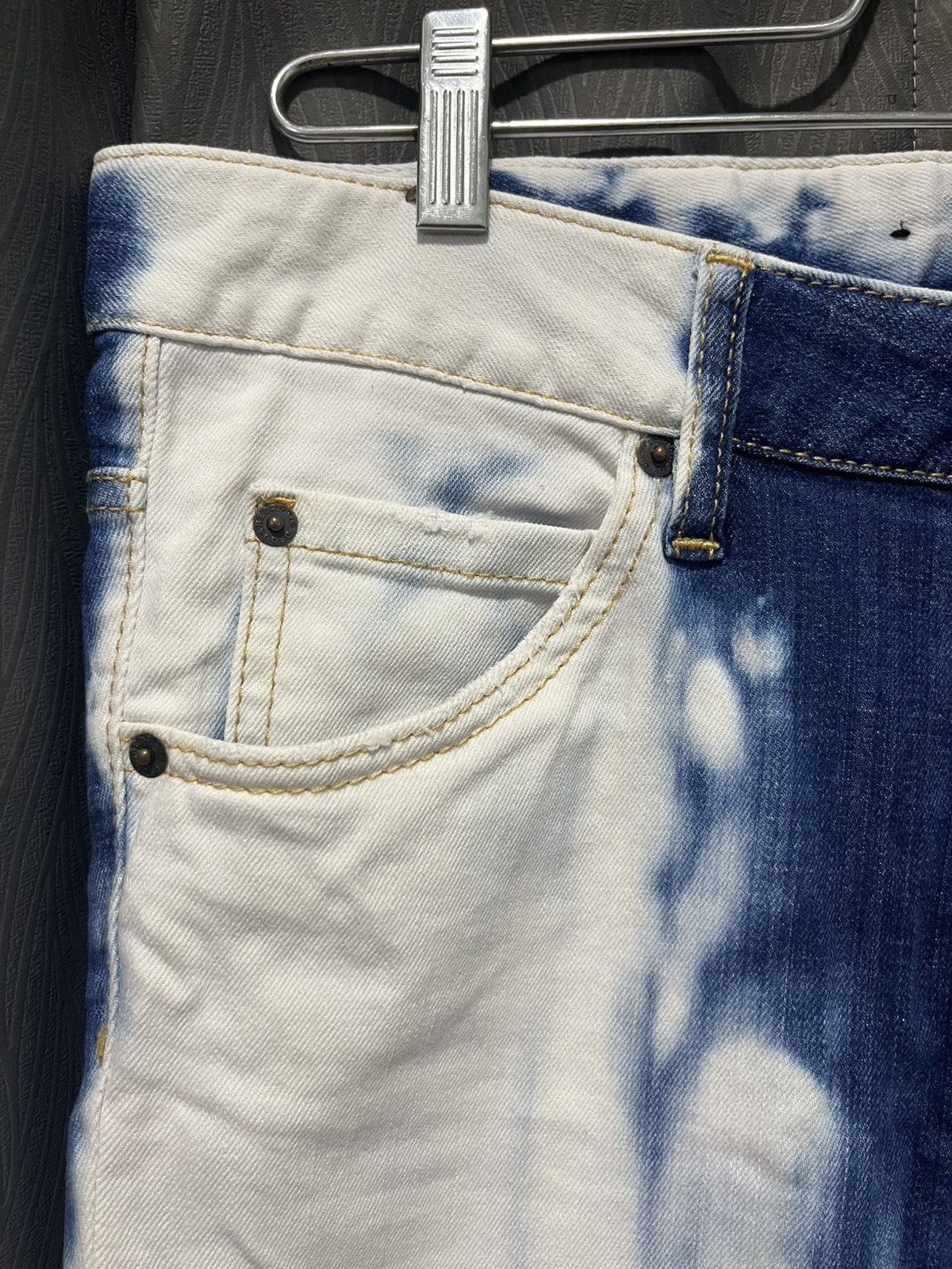 Dsquared2 DSquared2 Bleached Low Rise Skinny Jeans Size 28" / US 6 / IT 42 - 5 Thumbnail