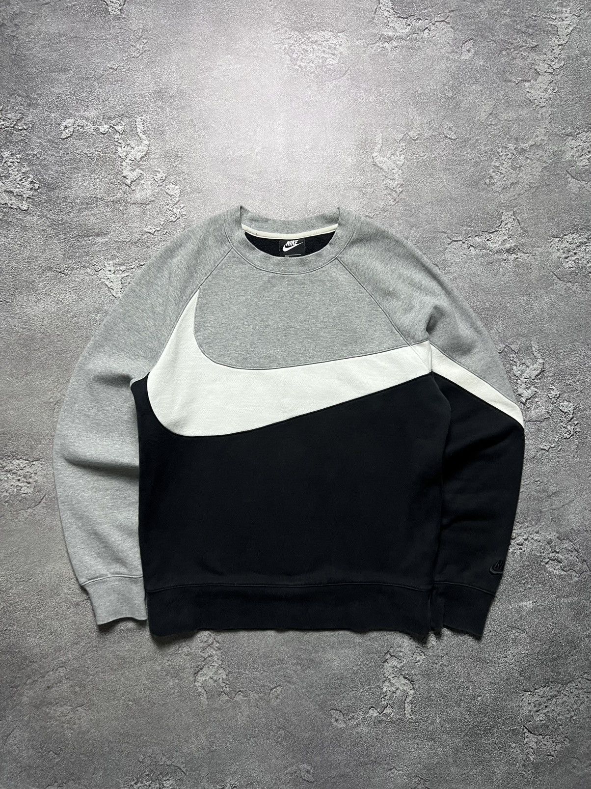 Nike Vintage Nike Big Swoosh Striped Sweatshirt Side Stripe M Size US M / EU 48-50 / 2 - 1 Thumbnail