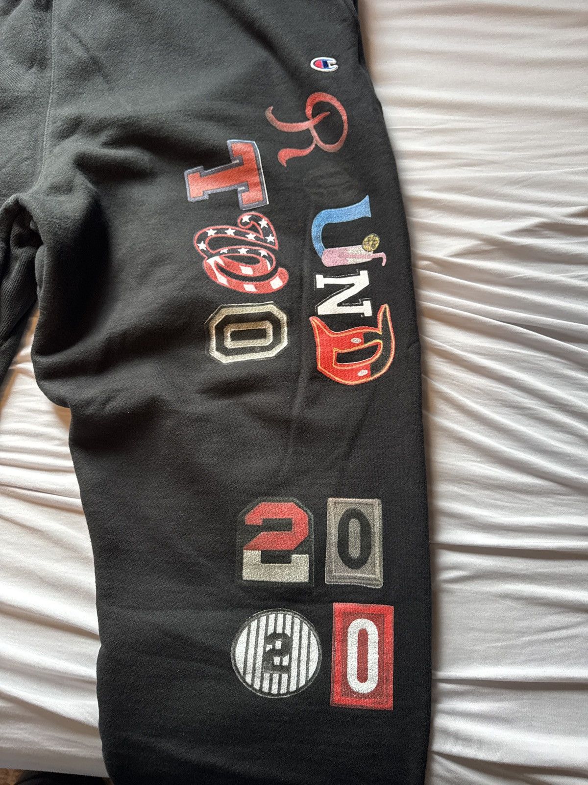 Champion × Market × Round Two Round two x Chinatown market x champion Size US 44 / EU 60 - 2 Thumbnail