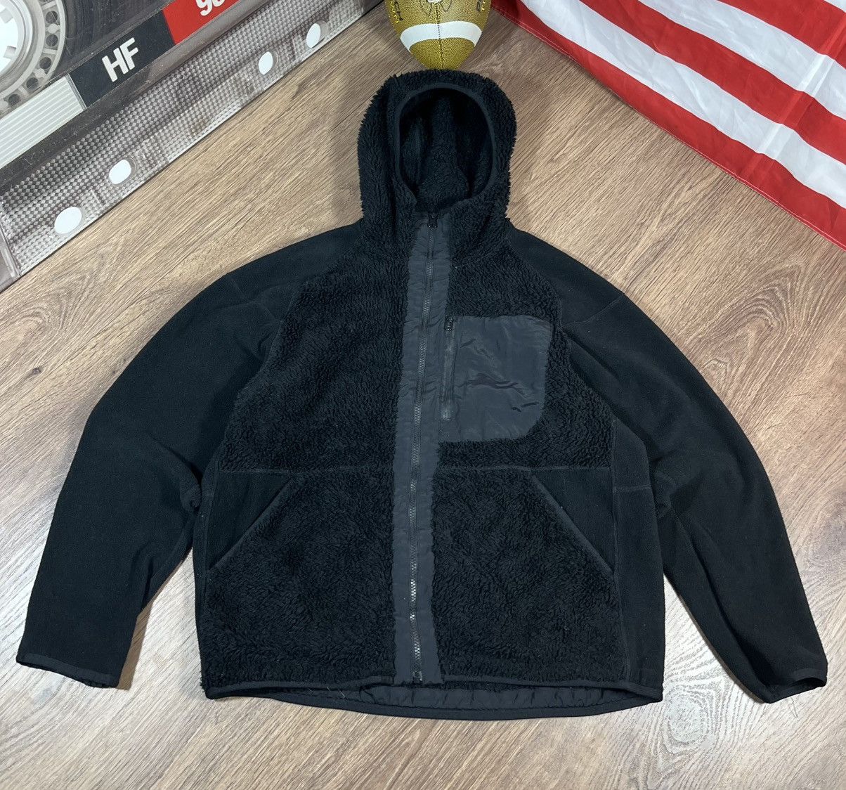 White Mountaineering White Mountaineering Uniqlo Rare Fleece Sherpa Size US M / EU 48-50 / 2 - 1 Thumbnail