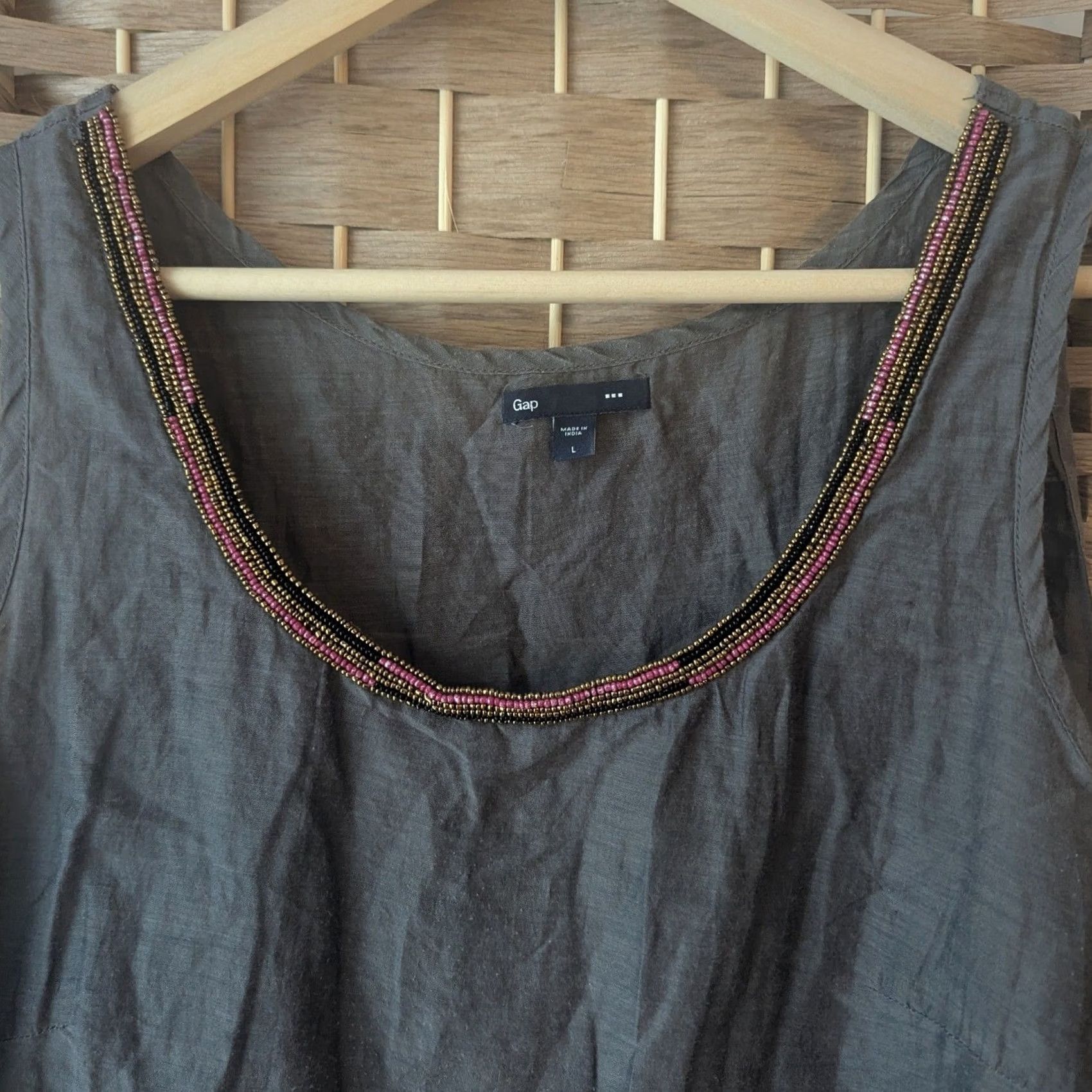Gap Gap Tank Top Womens L Gray Cotton Silk Beaded Scoop Neck Sleeveless Pullover Casual Relaxed Canvas? Size L / US 10 / IT 46 - 2 Thumbnail