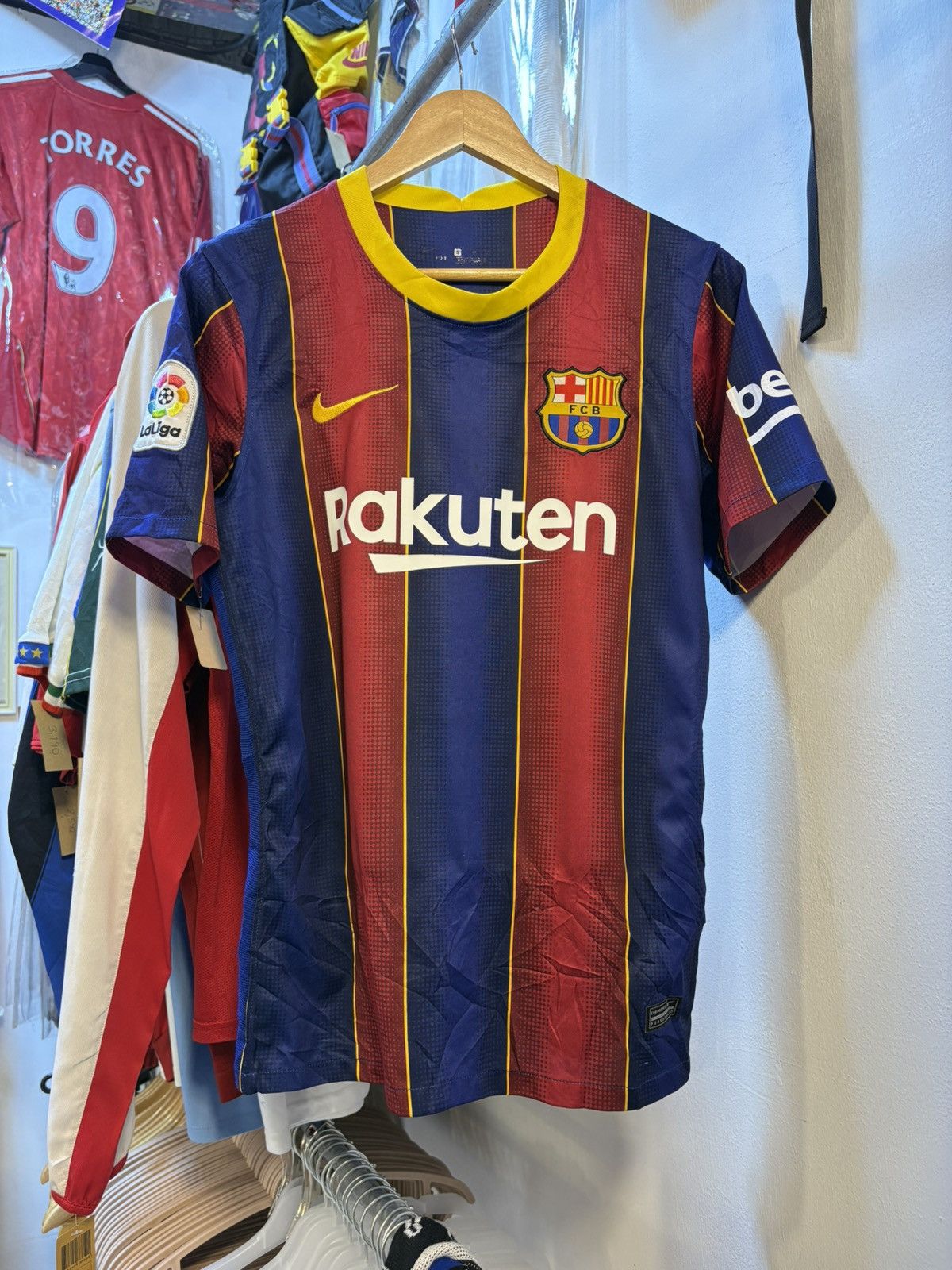 Nike 2020 FC Barcelona Home Kit MESSI 10 Size US S / EU 44-46 / 1 - 4 Thumbnail