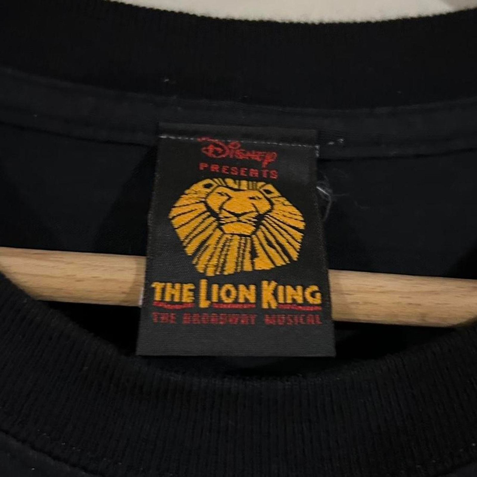Disney Vintage 2002 The Lion King Tour Tee Shirt Size US M / EU 48-50 / 2 - 3 Thumbnail