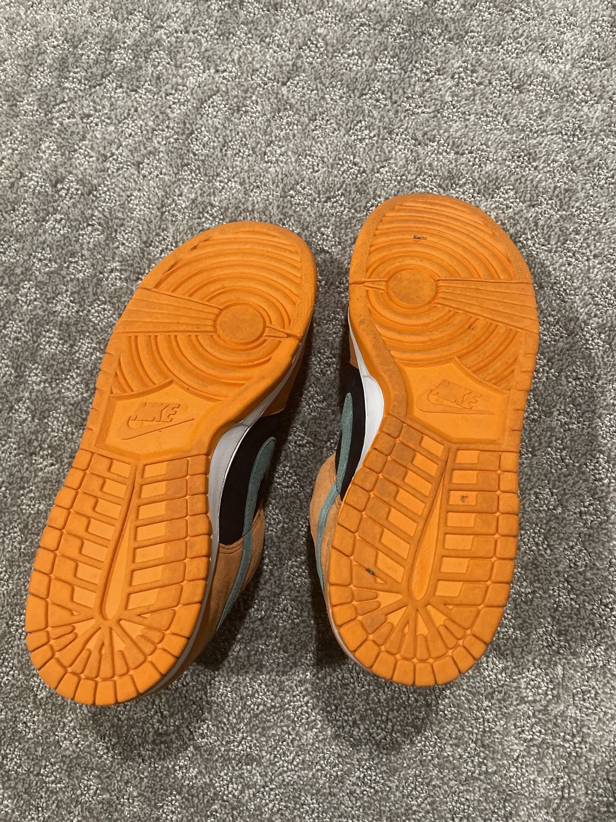 Nike Nike Dunk Low SP CERAMIC Size US 10.5 / EU 43-44 - 6 Thumbnail