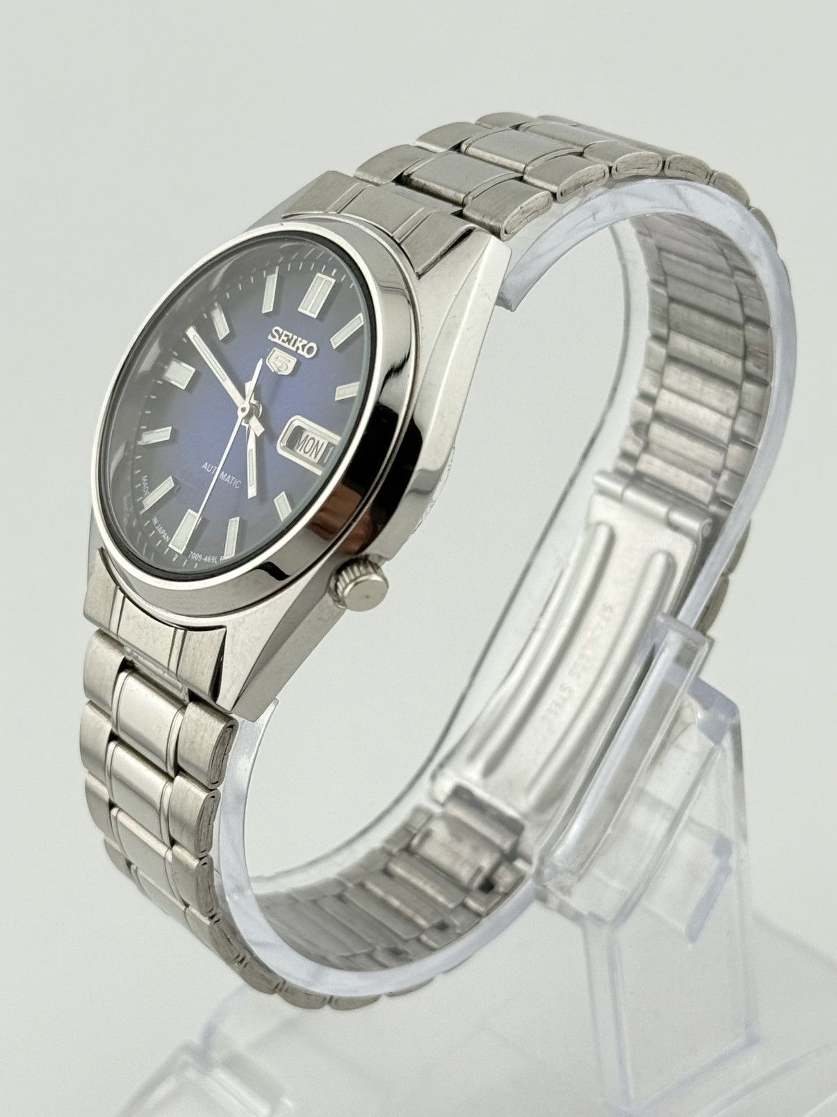Seiko Vintage Seiko 5 Automatic Mens Wristwatch Blue Dial Watch Size 36 - 4 Thumbnail