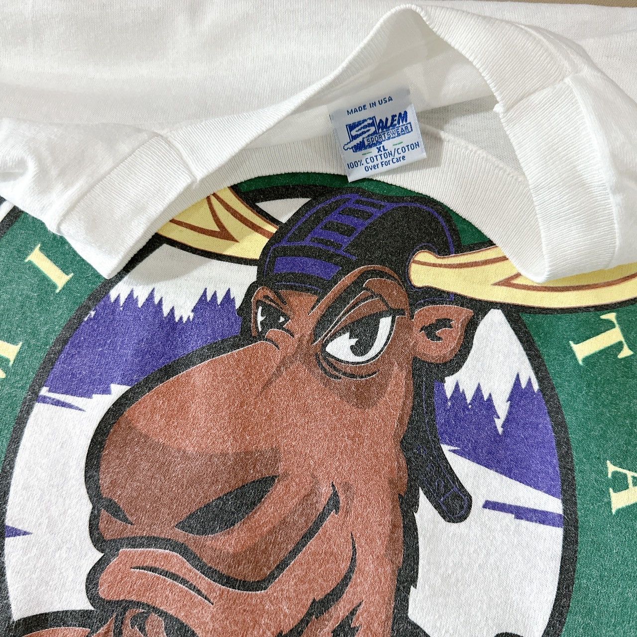 Vintage 90s Minnesota Moose hockey t-shirt/ XL Size US XL / EU 56 / 4 - 9 Thumbnail
