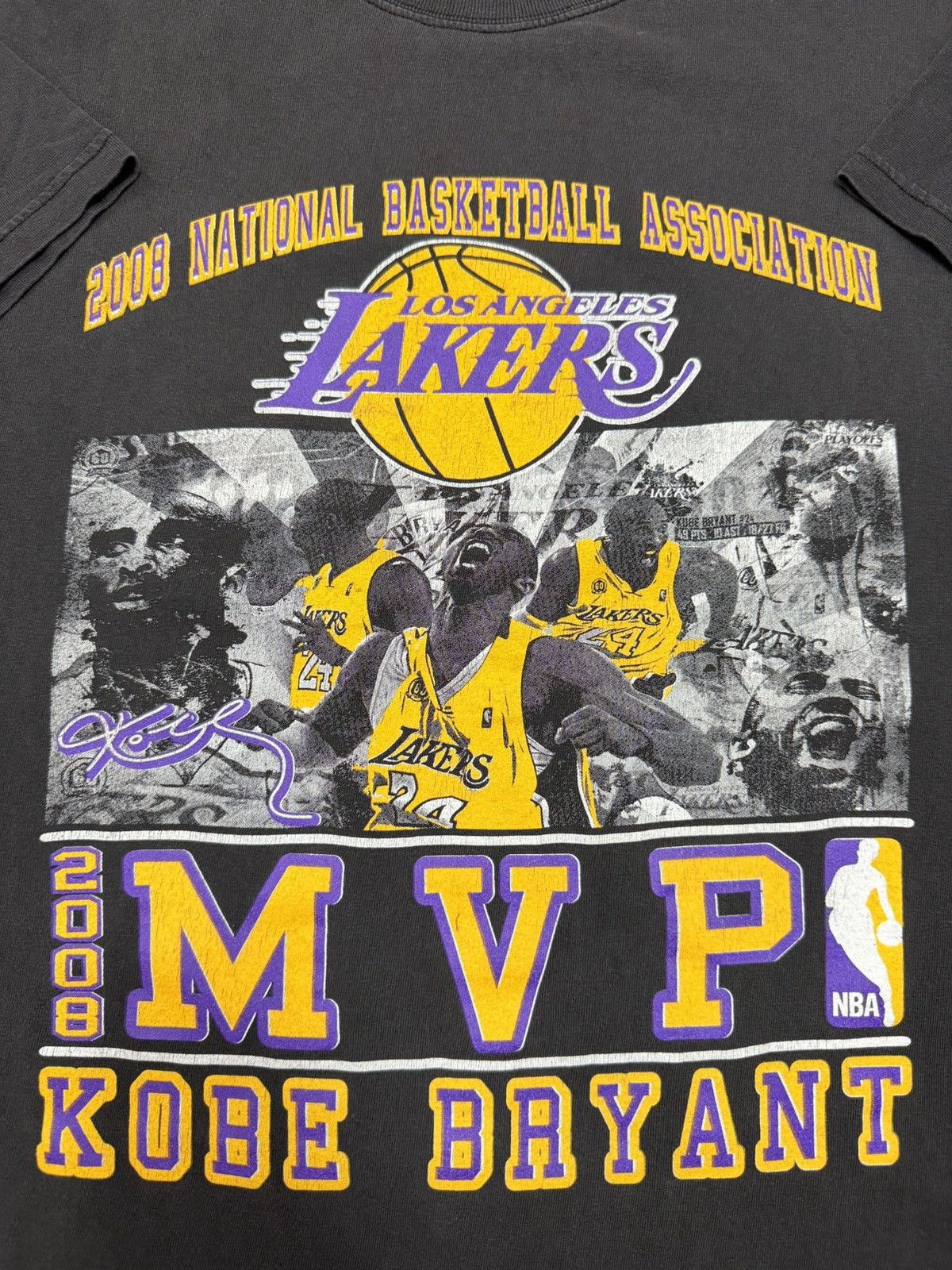 Other Vintage Kobe Bryant t-shirt Size US L / EU 52-54 / 3 - 5 Thumbnail