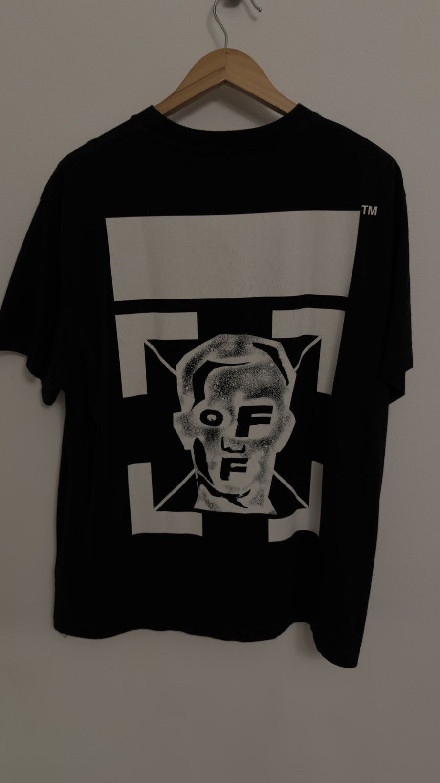 Off-White Masked Face Oversized Cotton T-Shirt Size US S / EU 44-46 / 1 - 1 Thumbnail